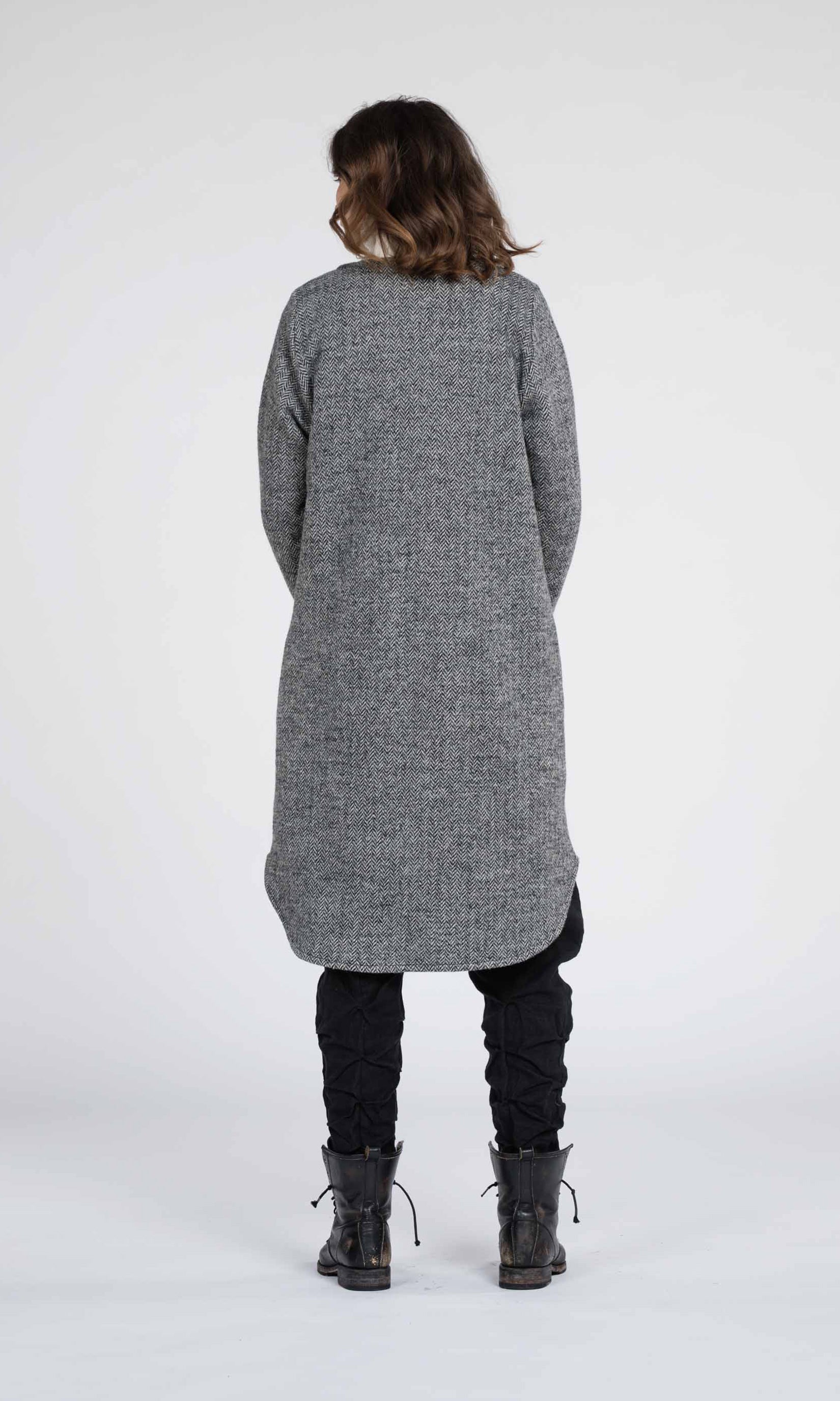 Knee-length coat with round neck without collar