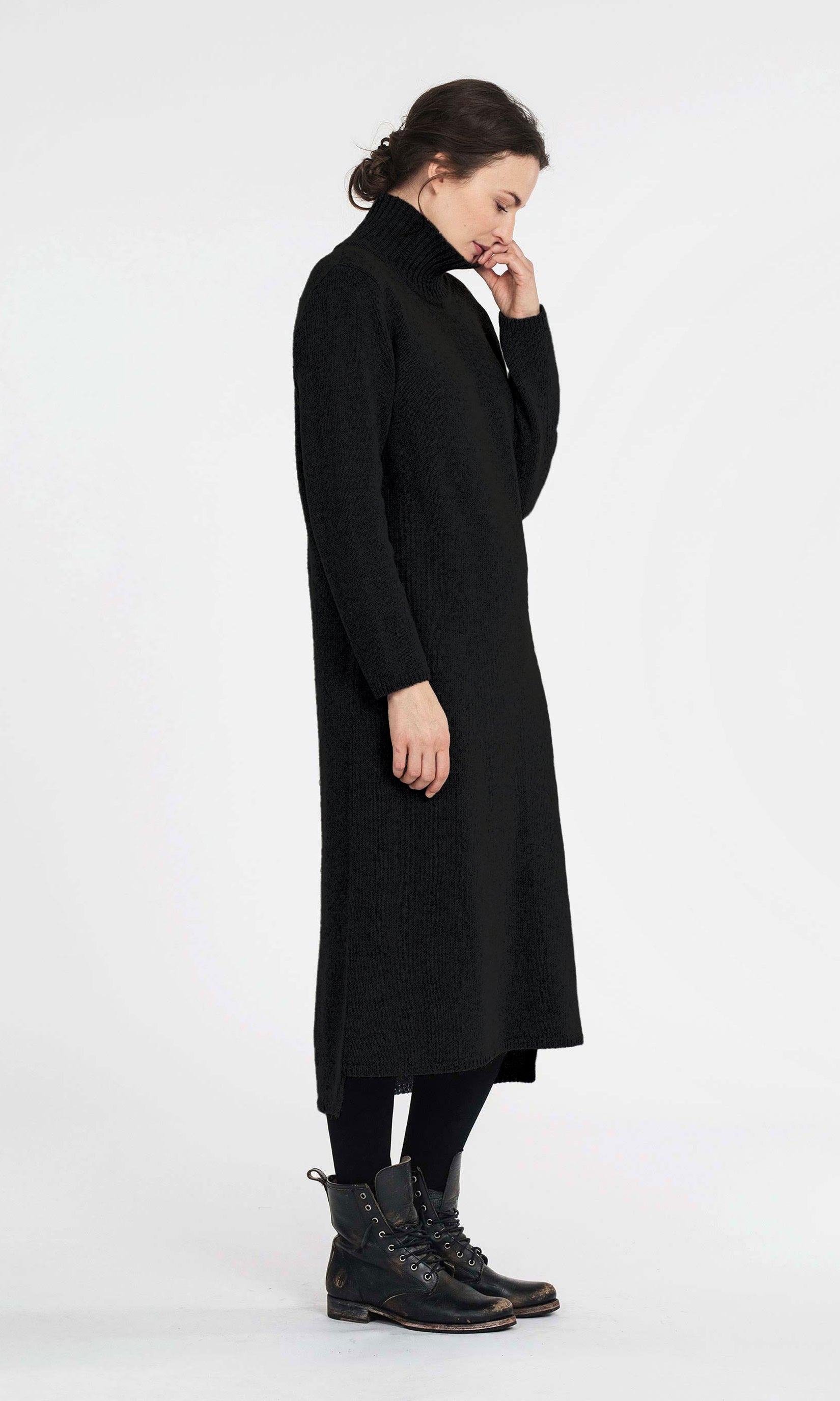 Lång ullklänning med polo