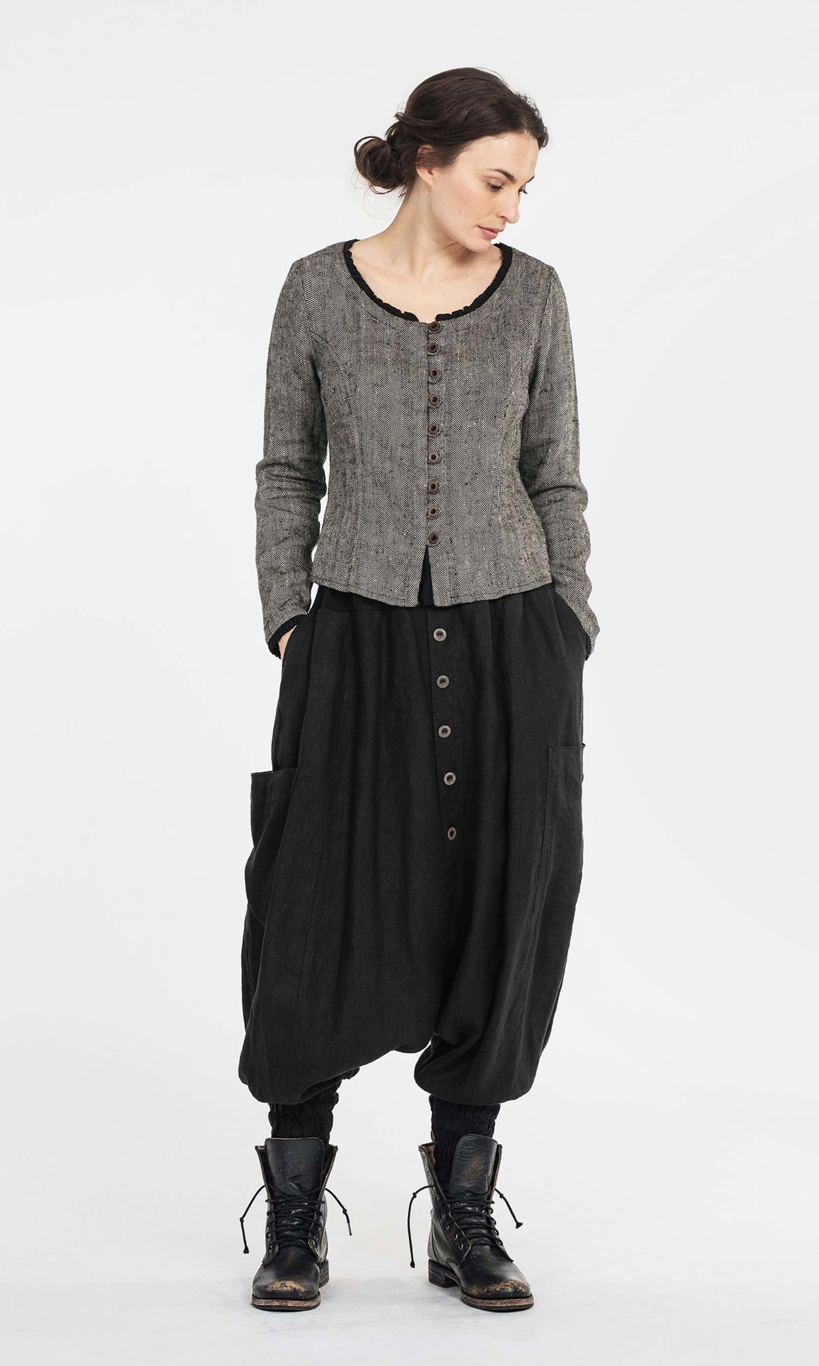 Linen harem pants with buttons