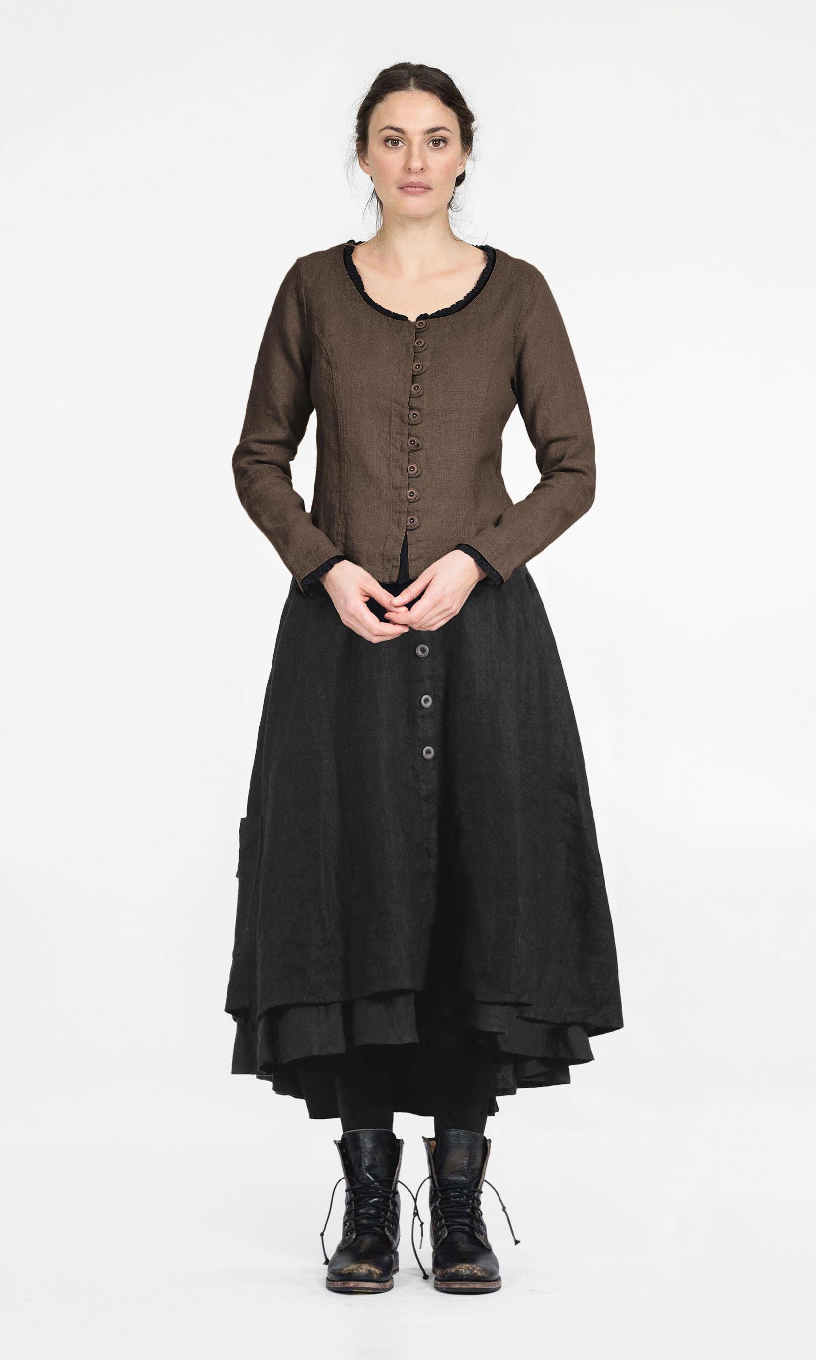 Long-sleeved linen blouse with button closure
