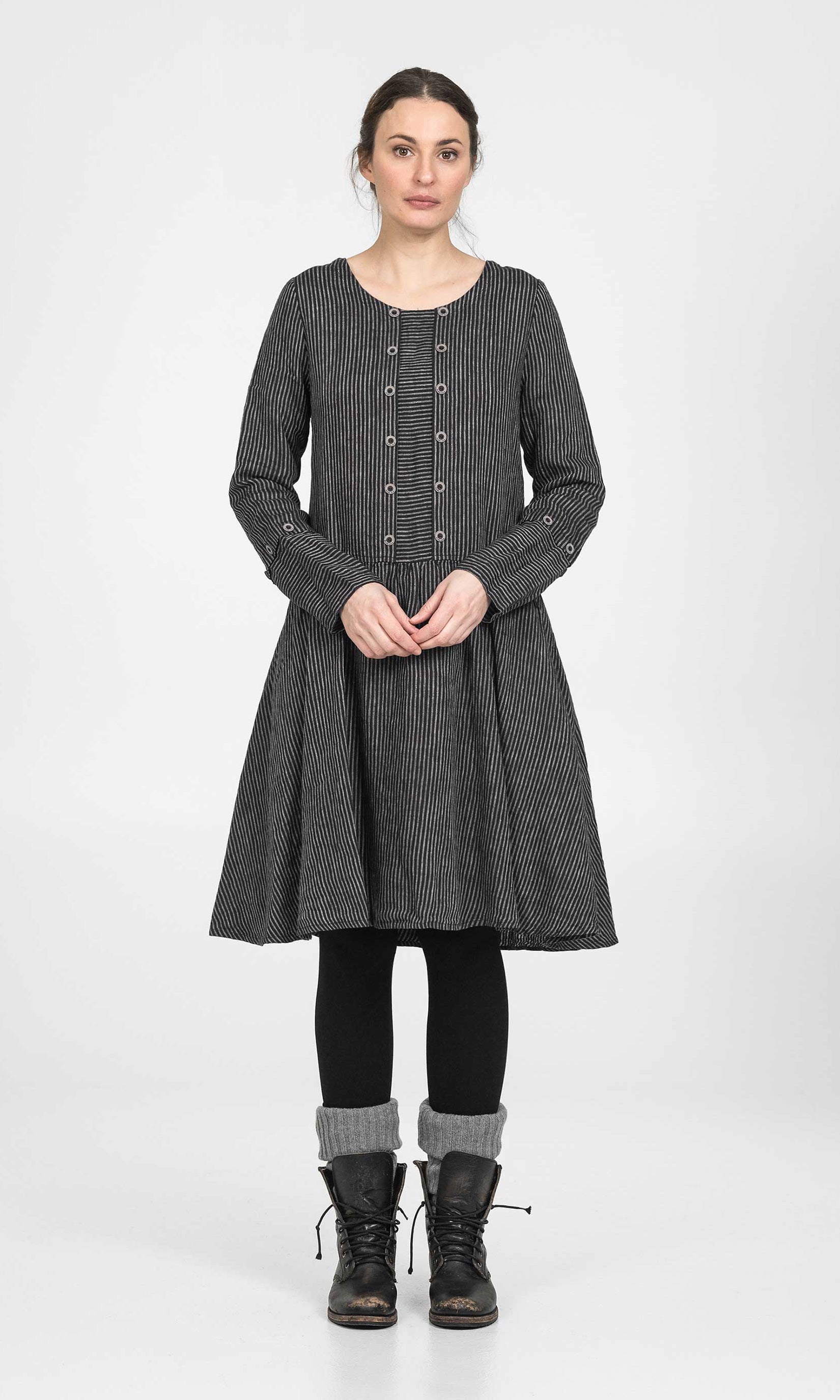 Knee-length dress in striped linen