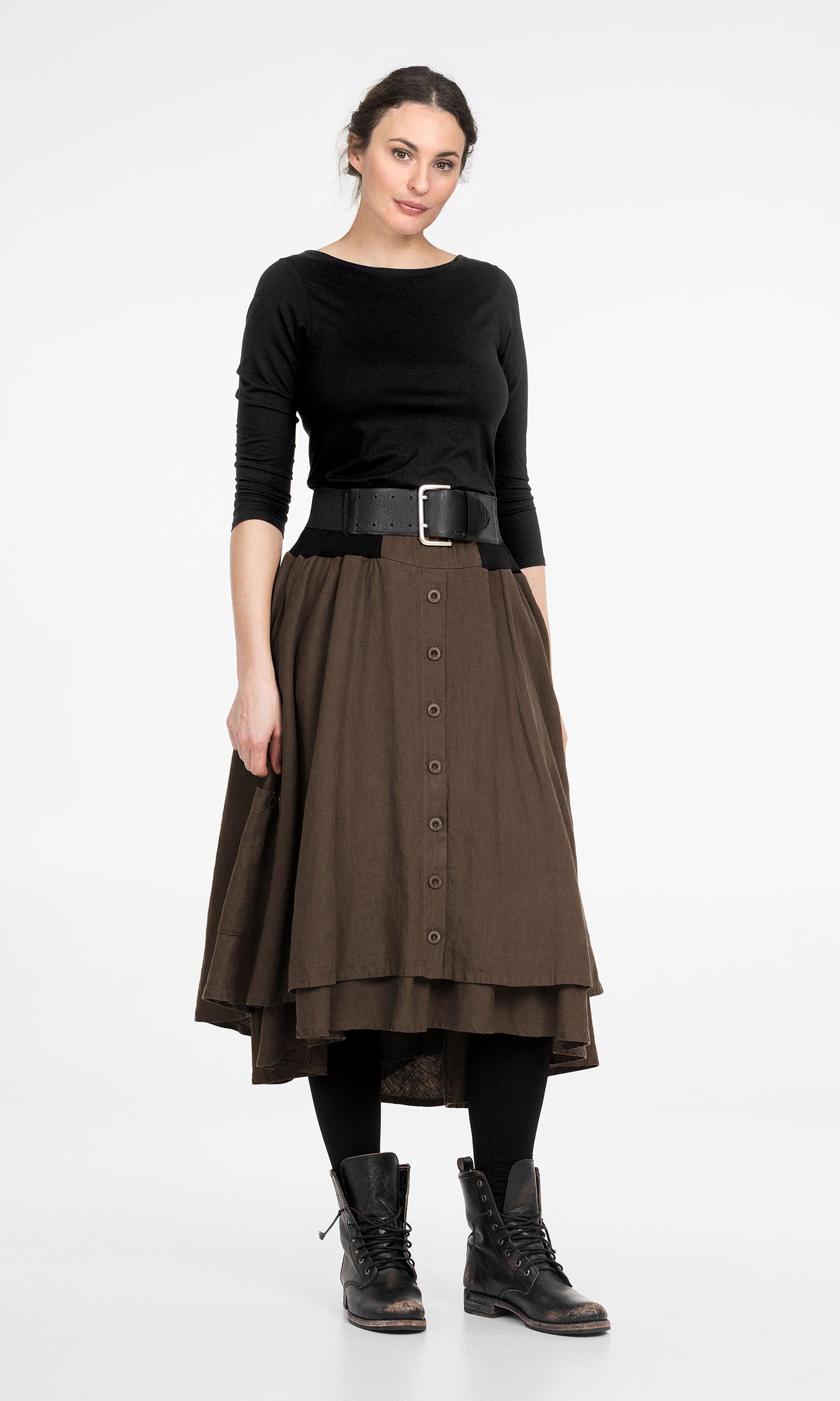 Long linen skirt in double layers with front buttoning