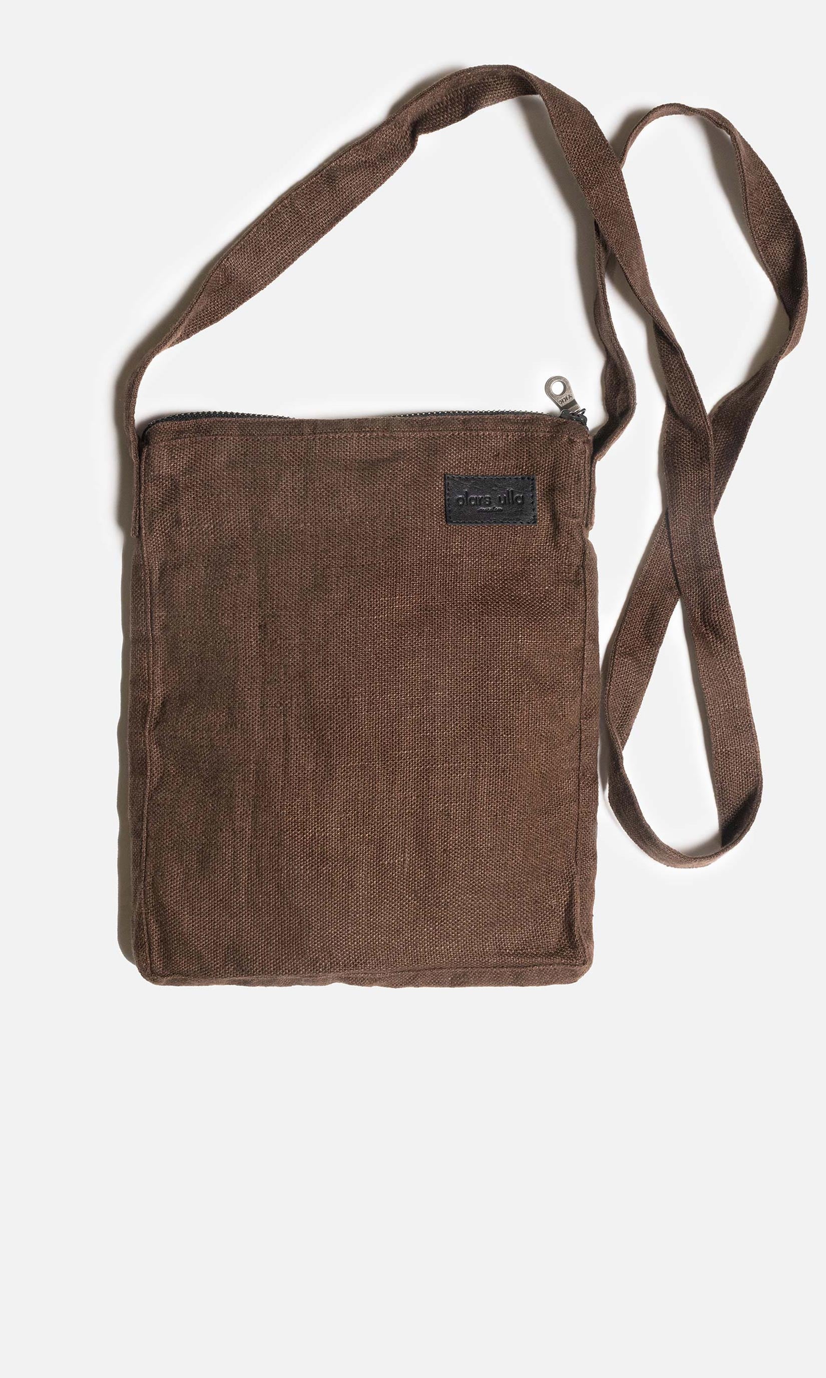 Linen bag with shoulder strap