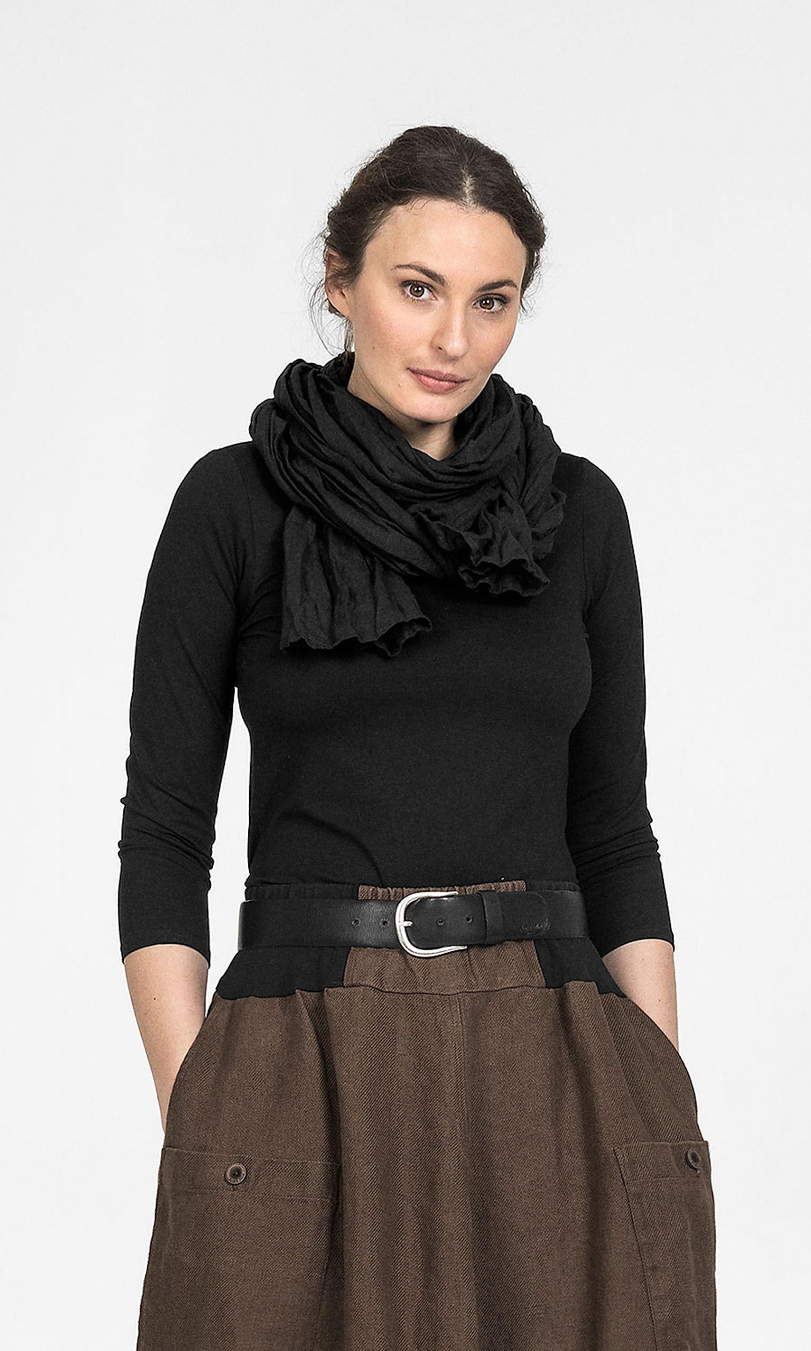 Rectangular linen scarf