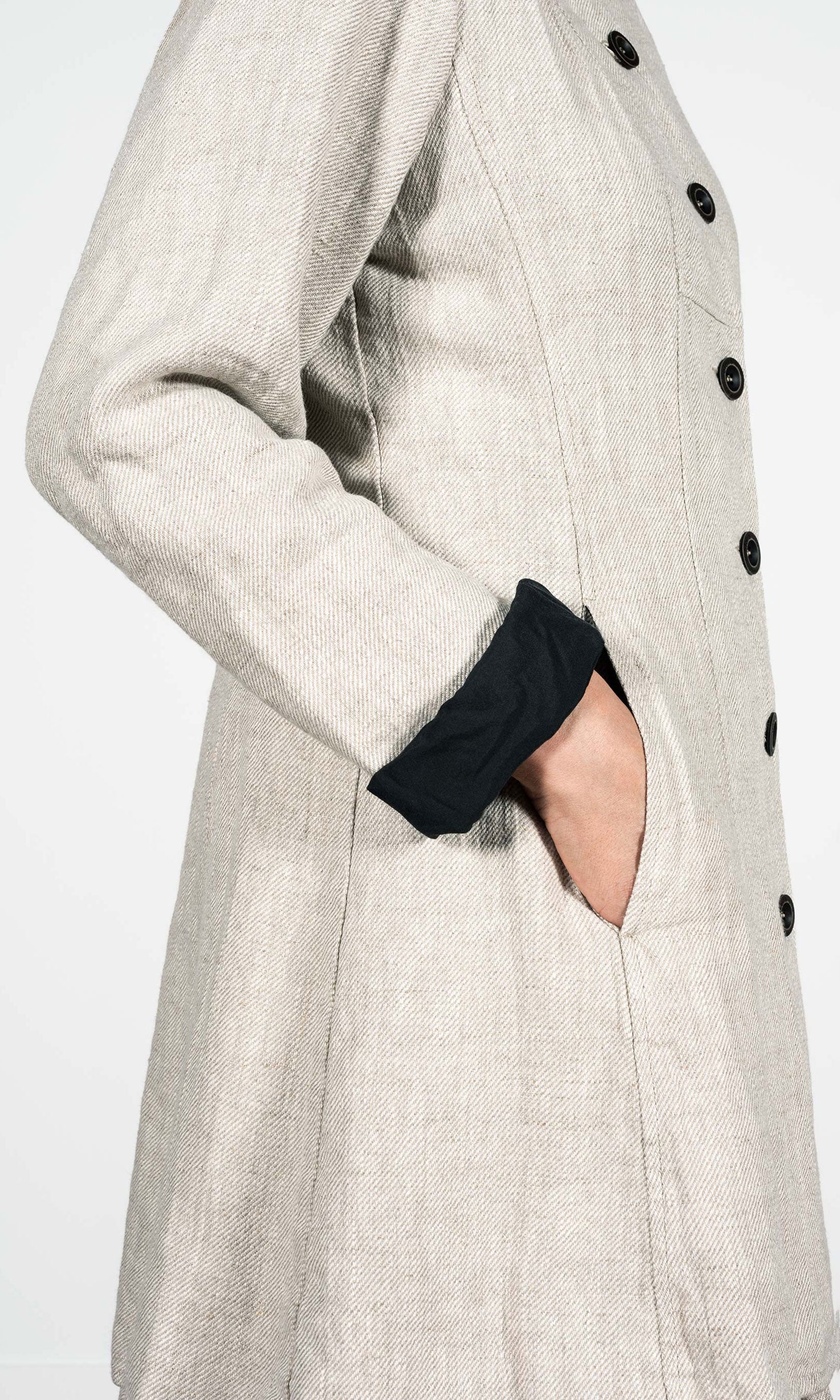 Lined linen jacket with ruffles and hood