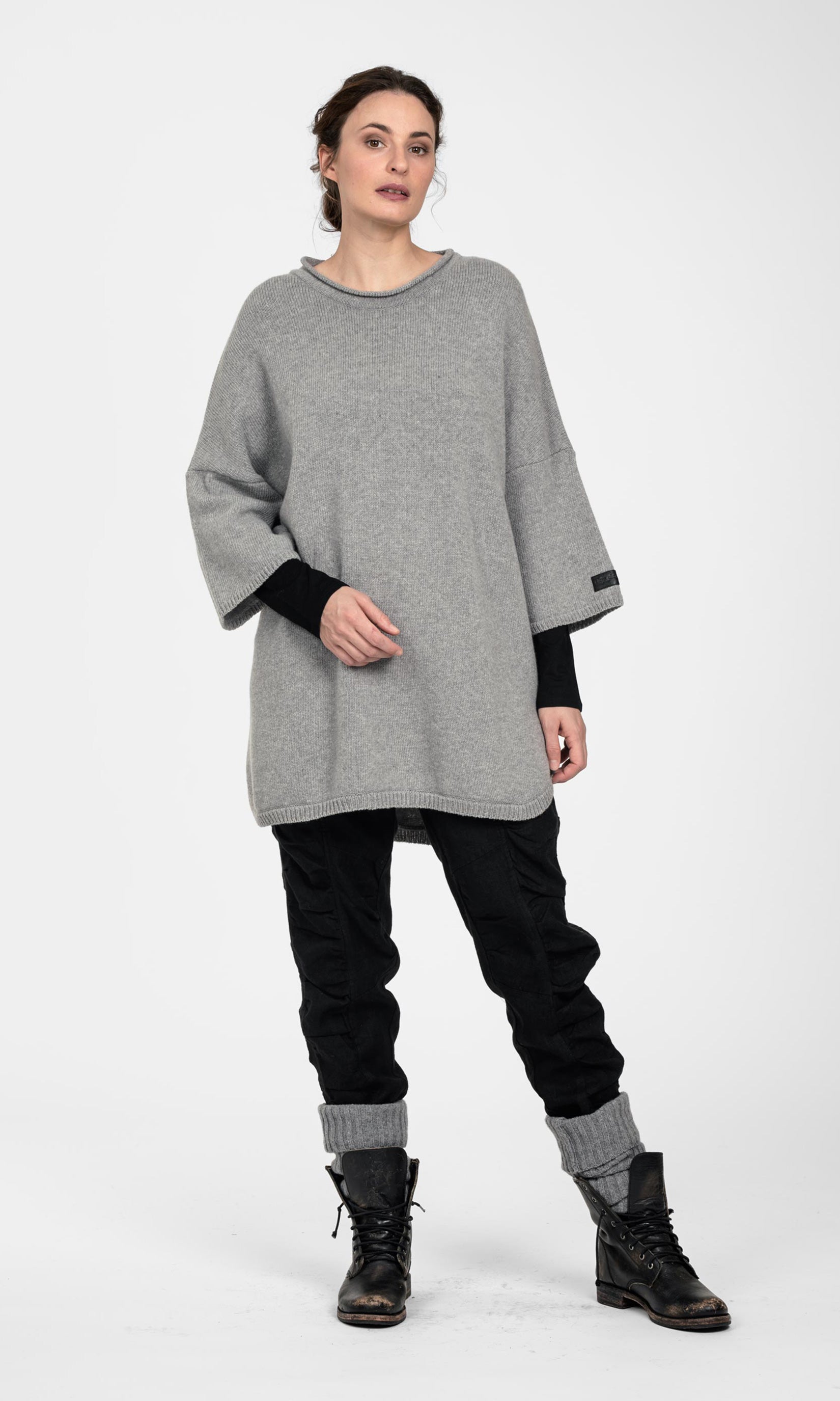Oversized knitted wool sweater with three-quarter sleeves