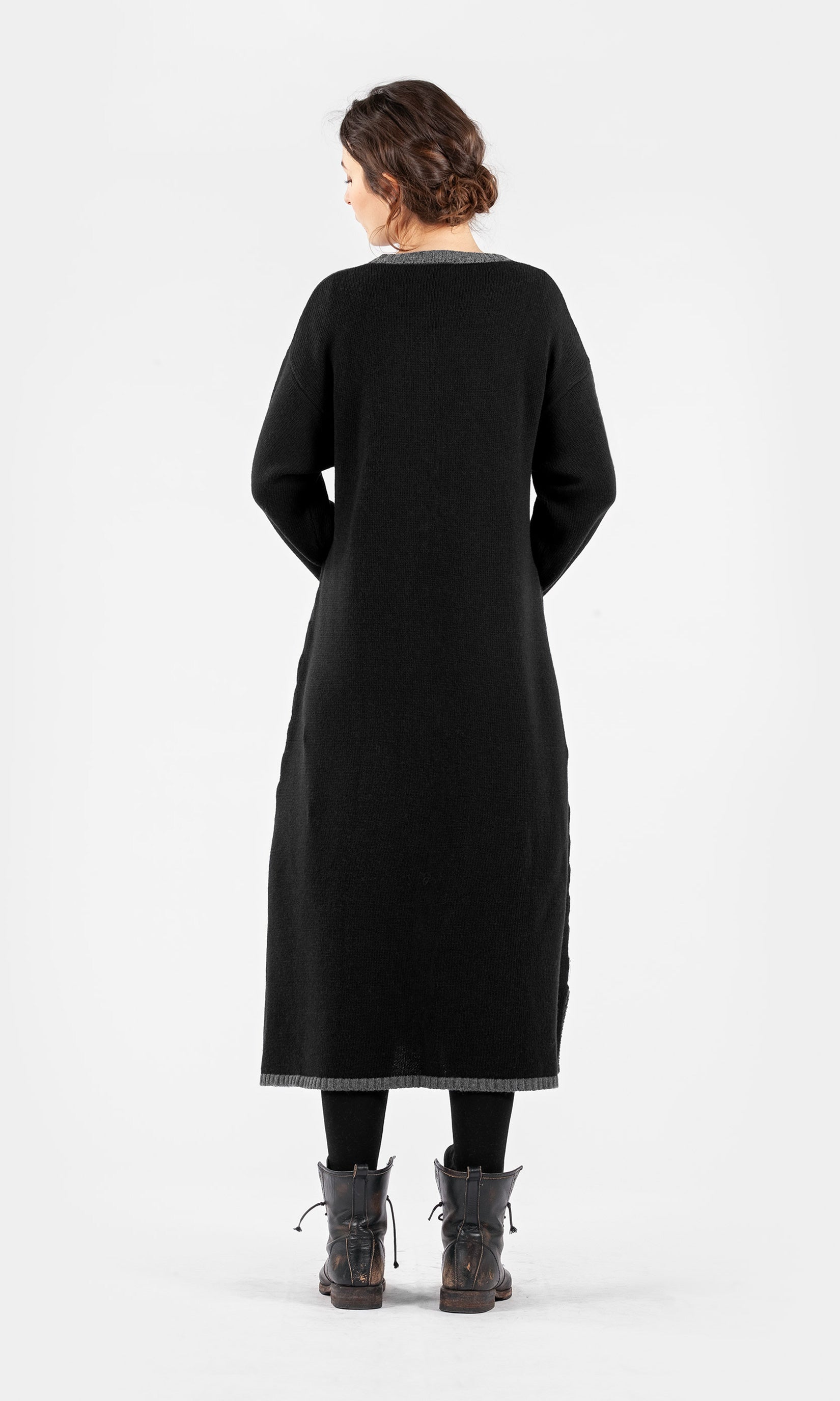 Long wool dress with pockets