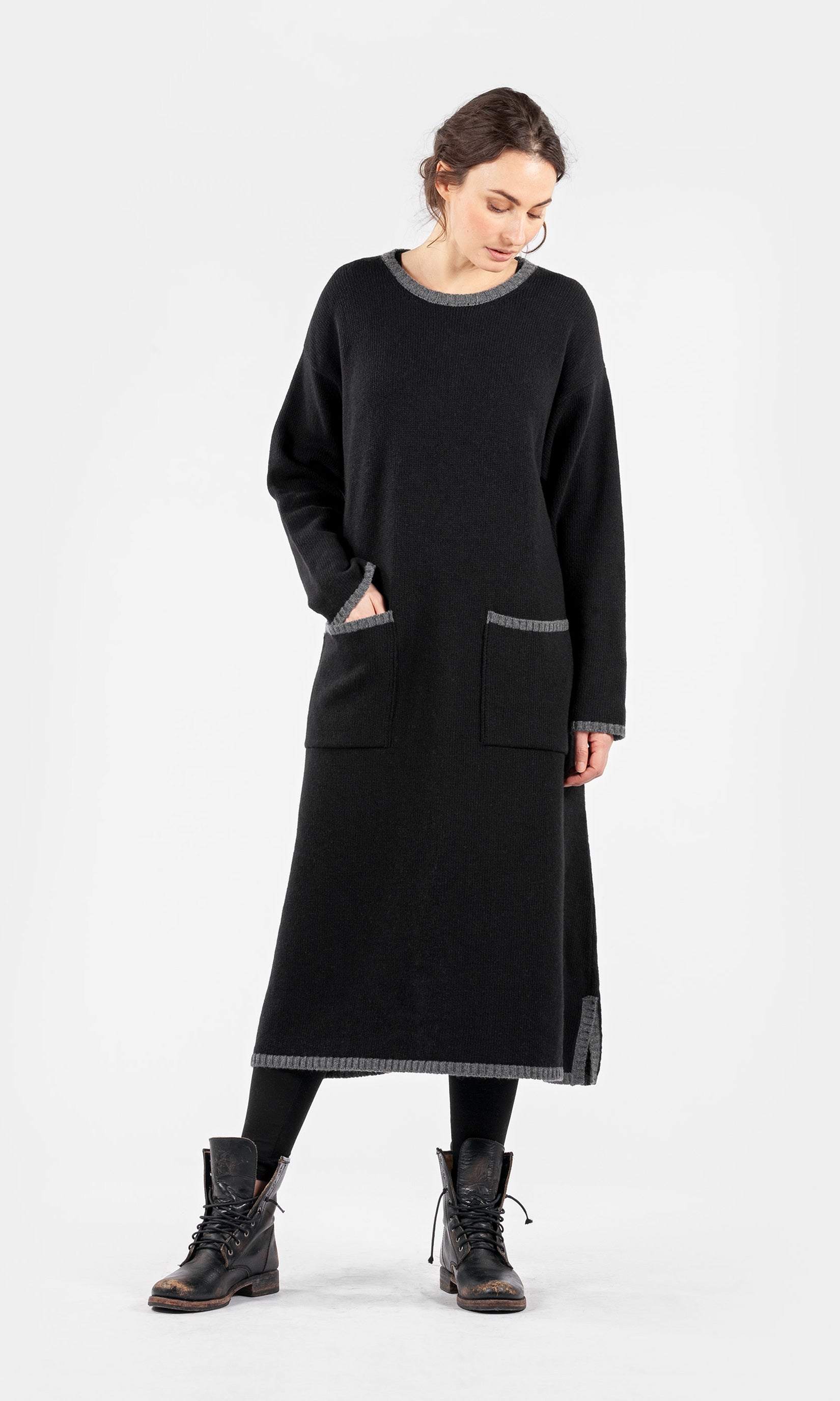 Long wool dress with pockets