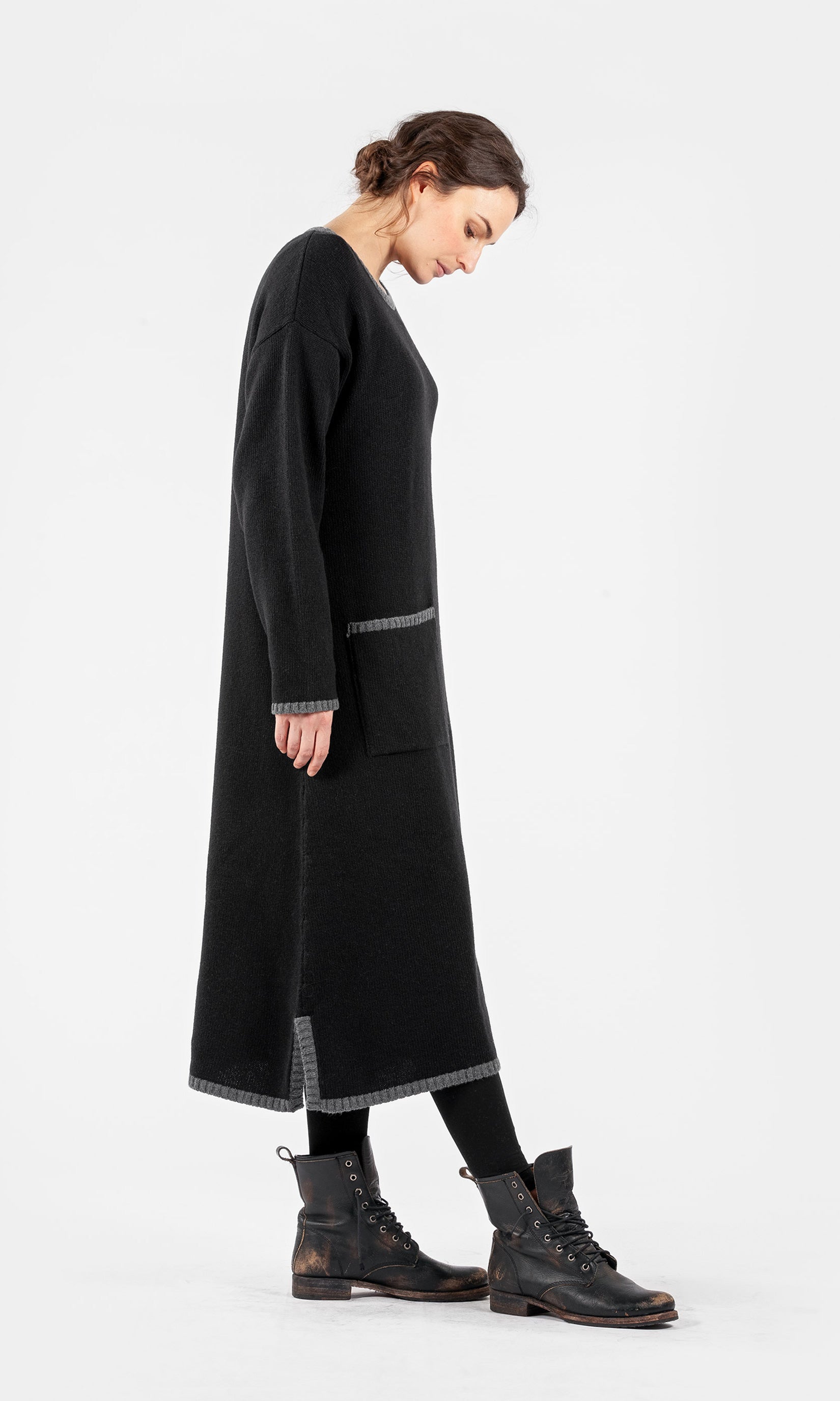 Long wool dress with pockets