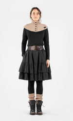 Knee-length linen skirt with ruffles