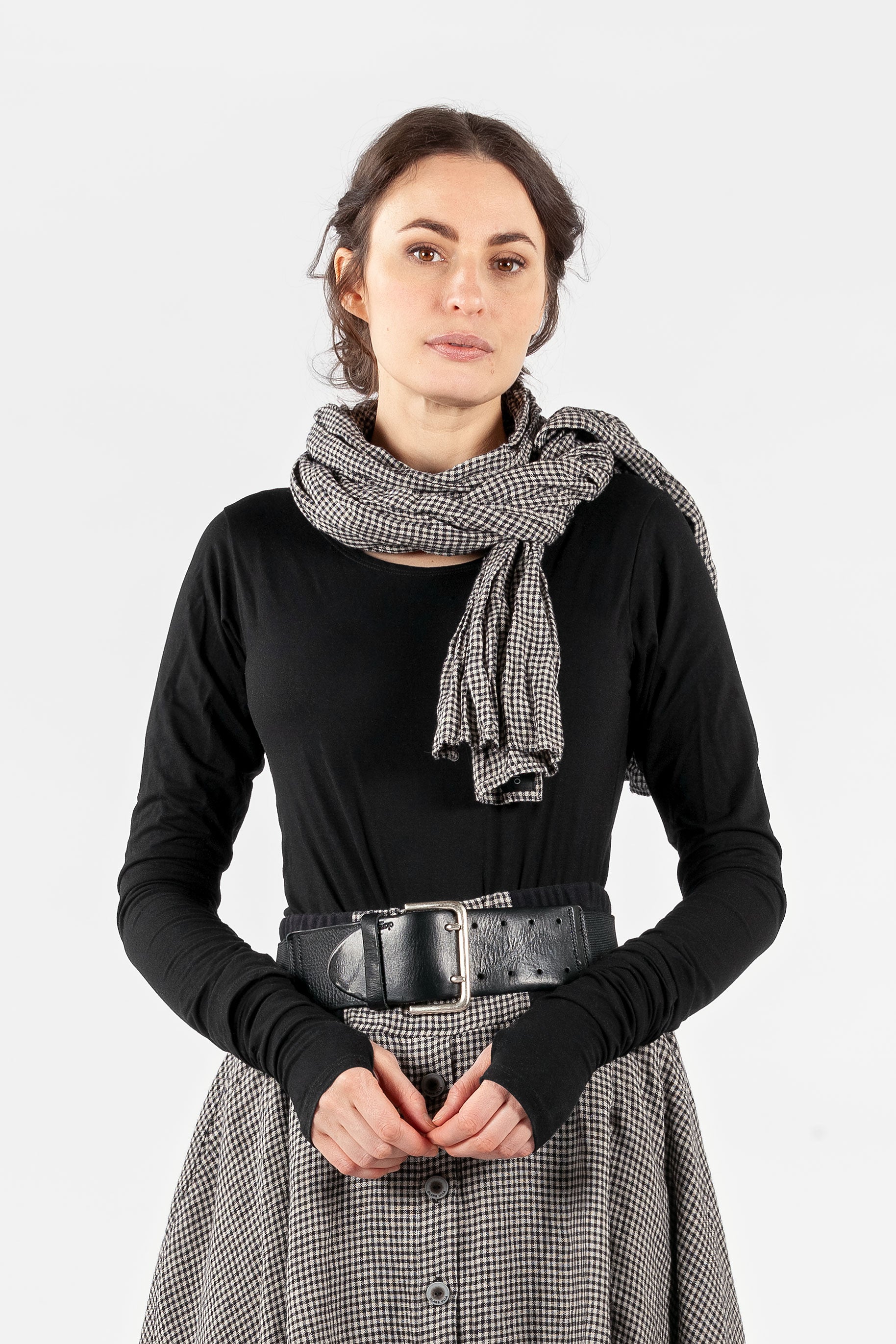 Rectangular linen scarf