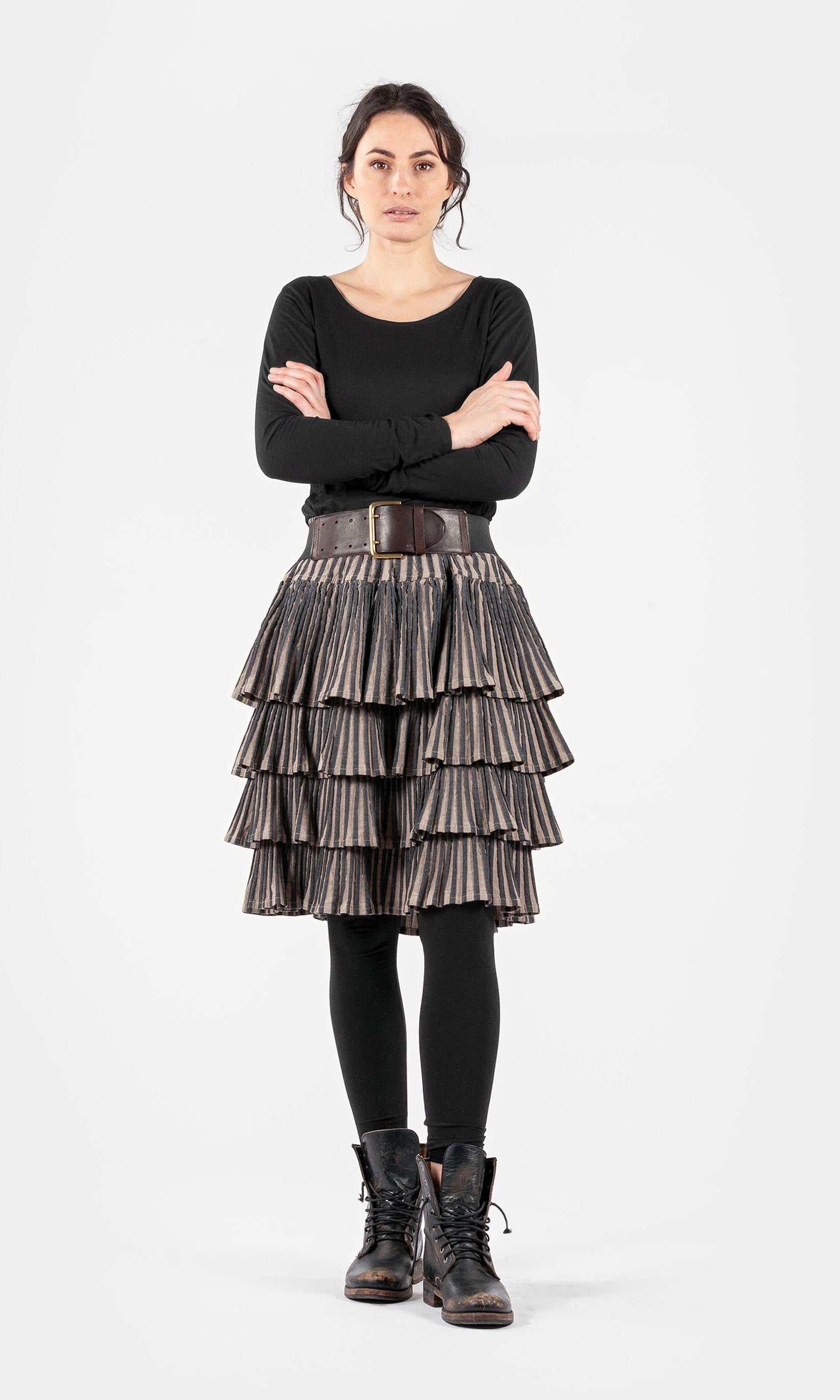 Knielanger Baumwollrock mit Rüschen