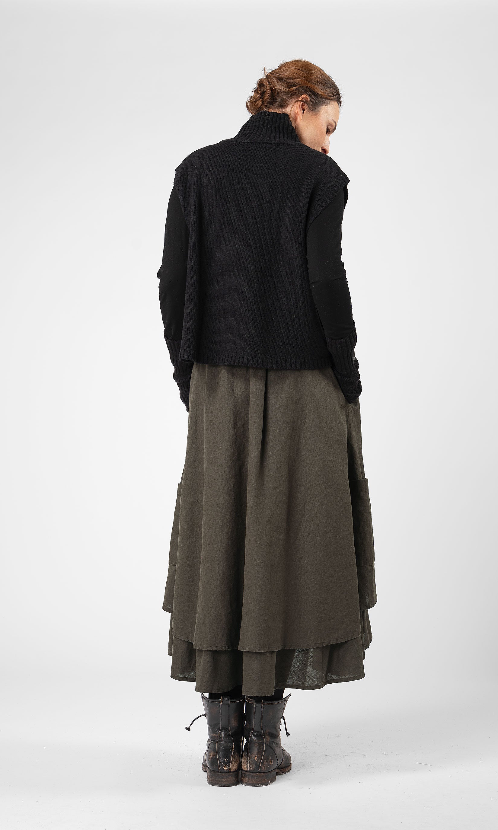 Knitted wool polo vest