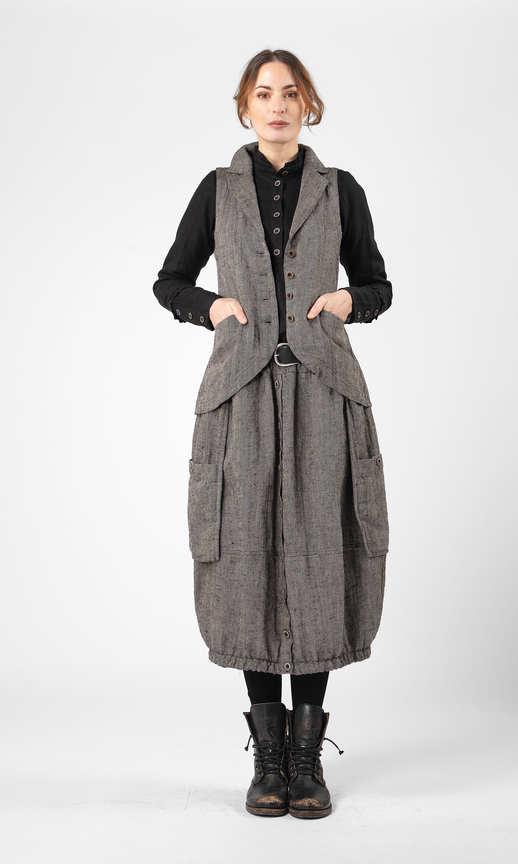 Taillierte Leinenweste mit Revers