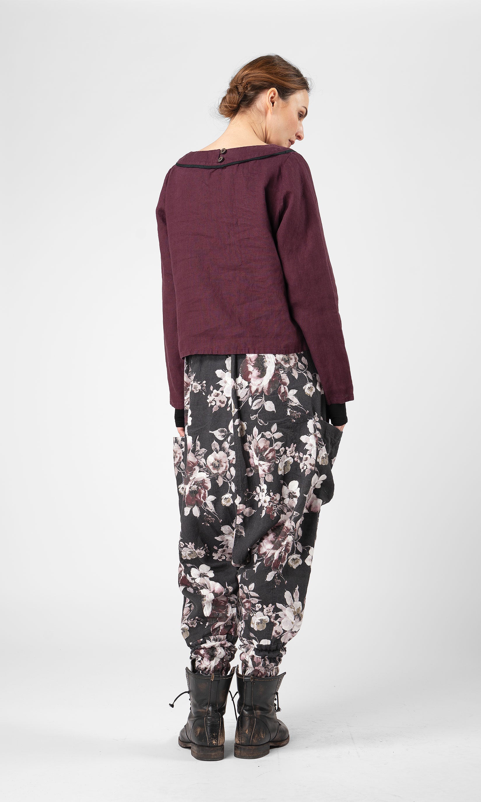 Linen top with long sleeves
