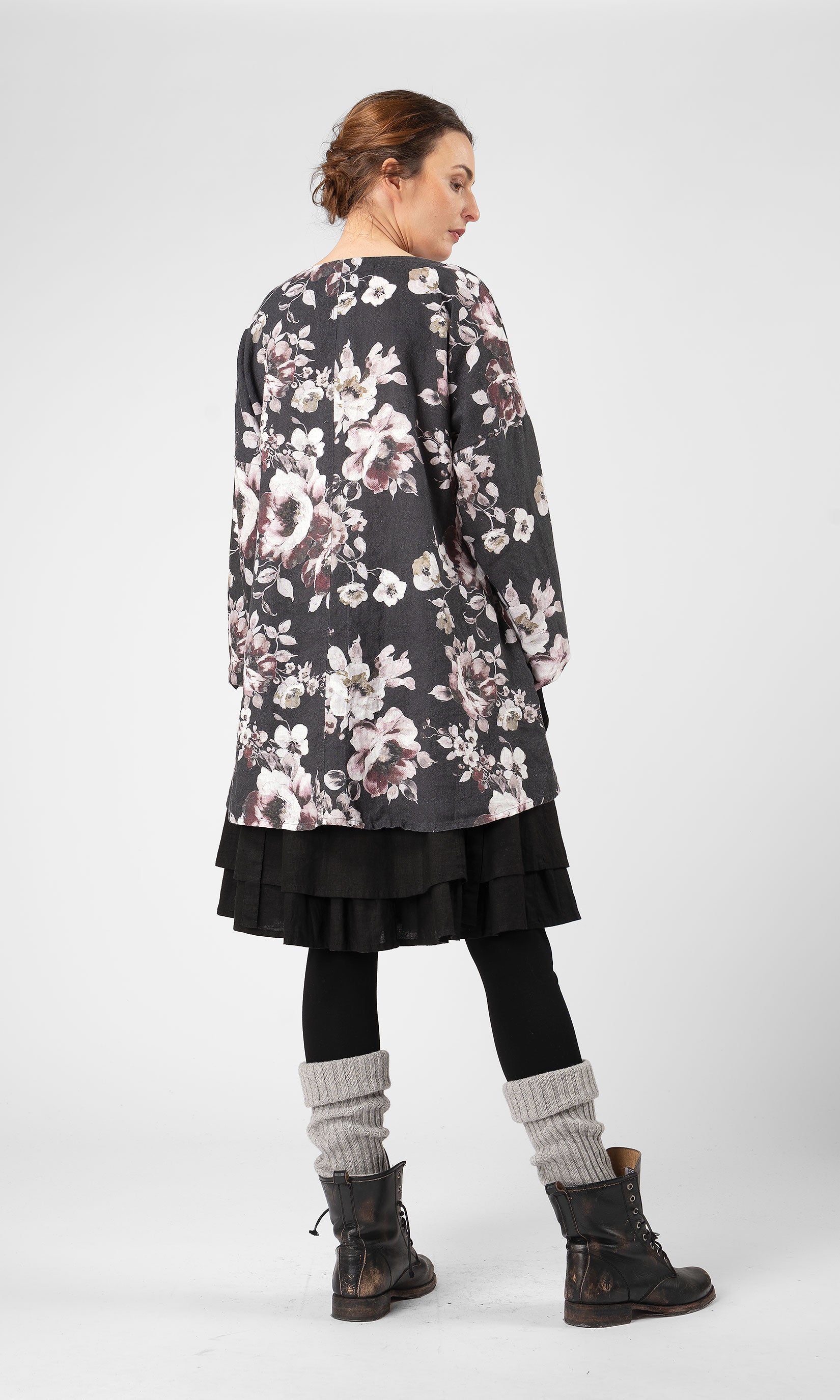 A-Linien-Tunika aus Leinen mit schrägen Knöpfen