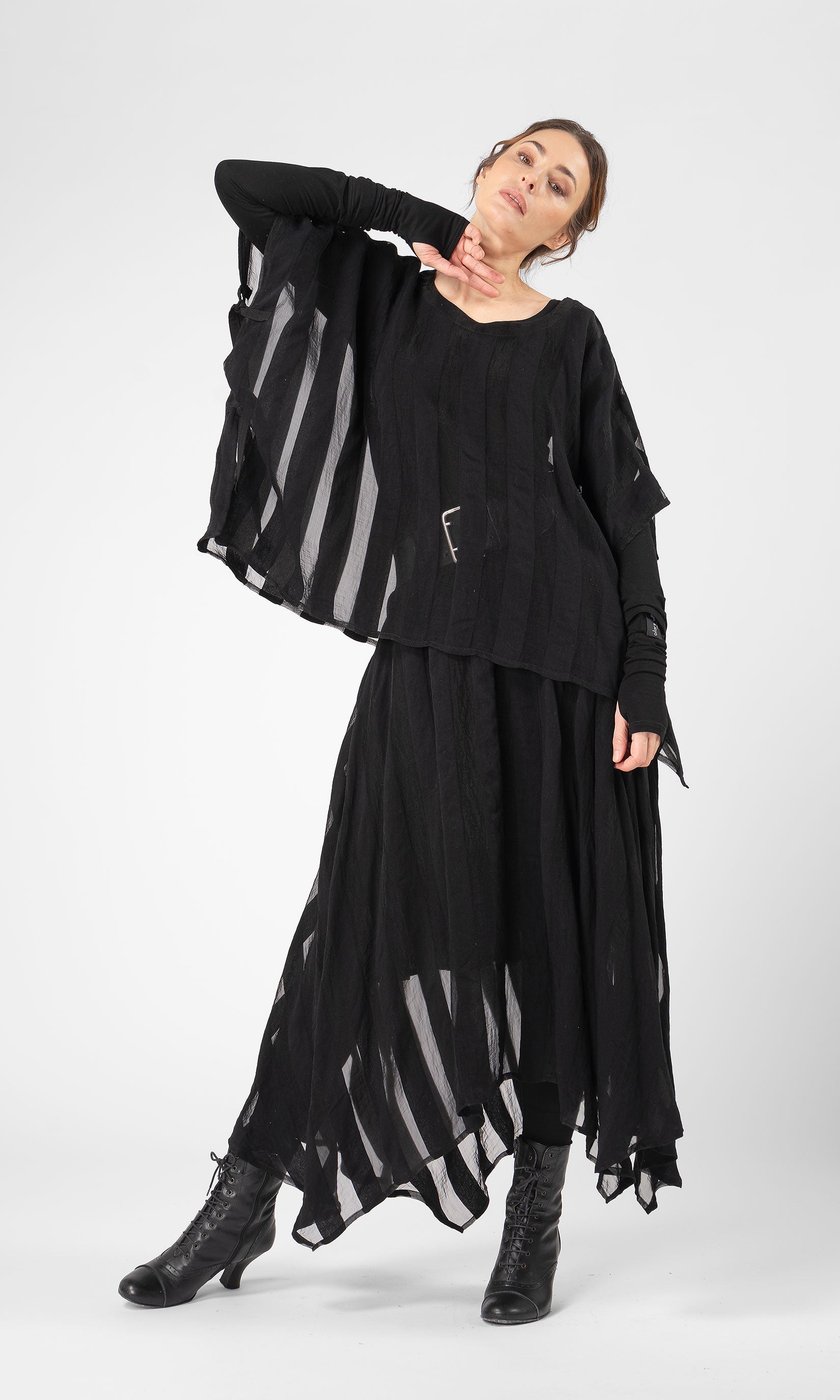 Oversize-Top aus gestreiftem Viskose-Mix