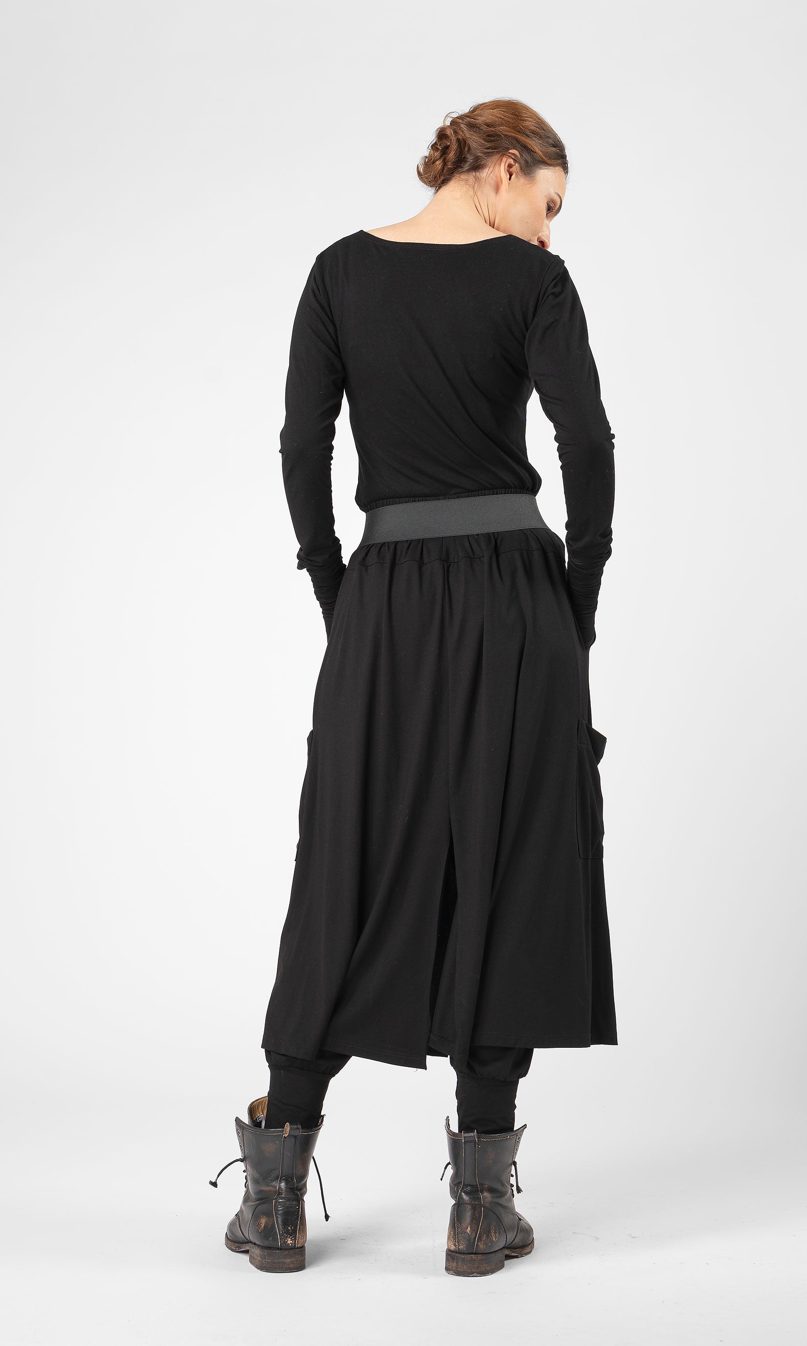 Viscose culotte skirt with diagonal buttoning
