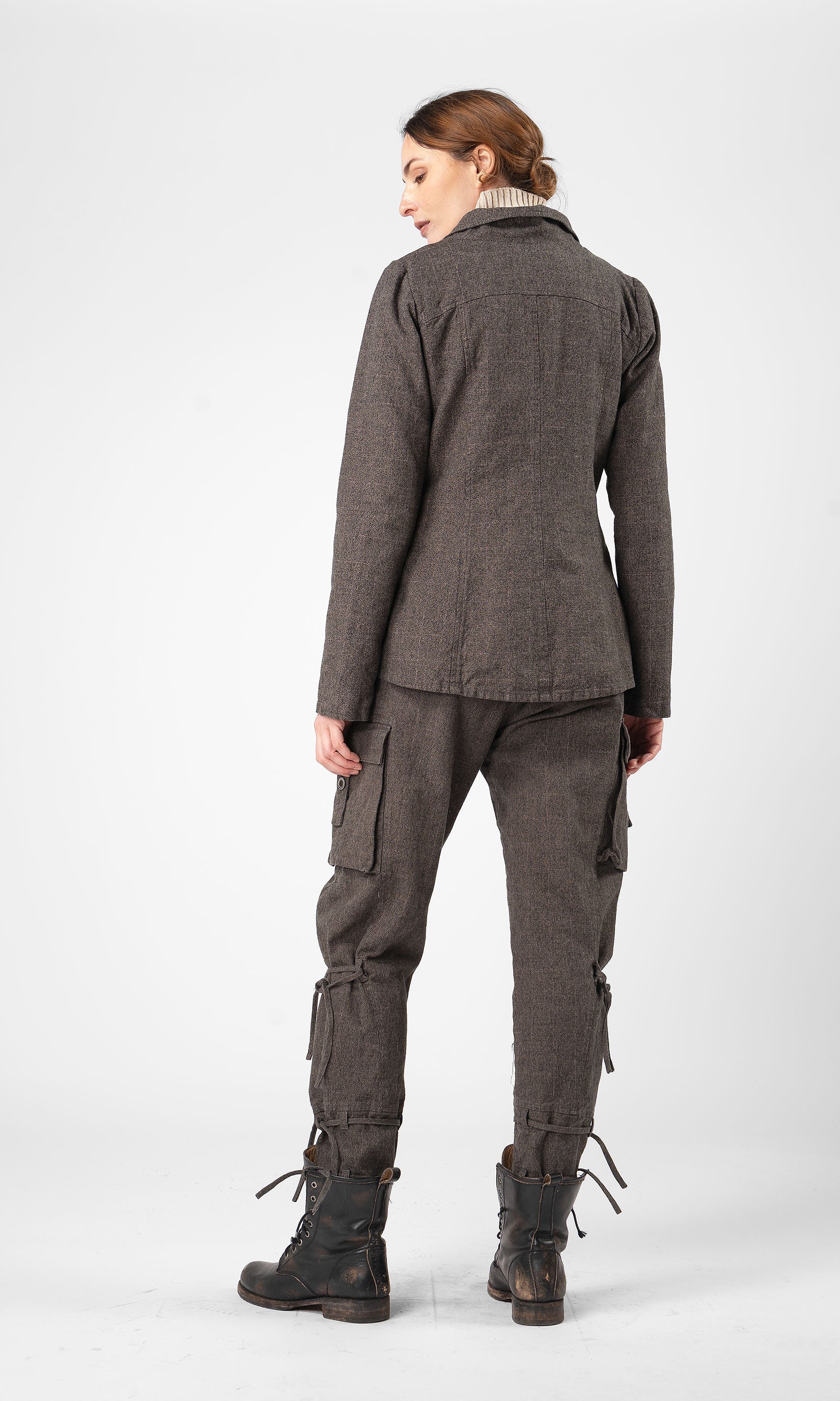 Hanfjacke in klassisch taillierter und gefütterter Ausführung