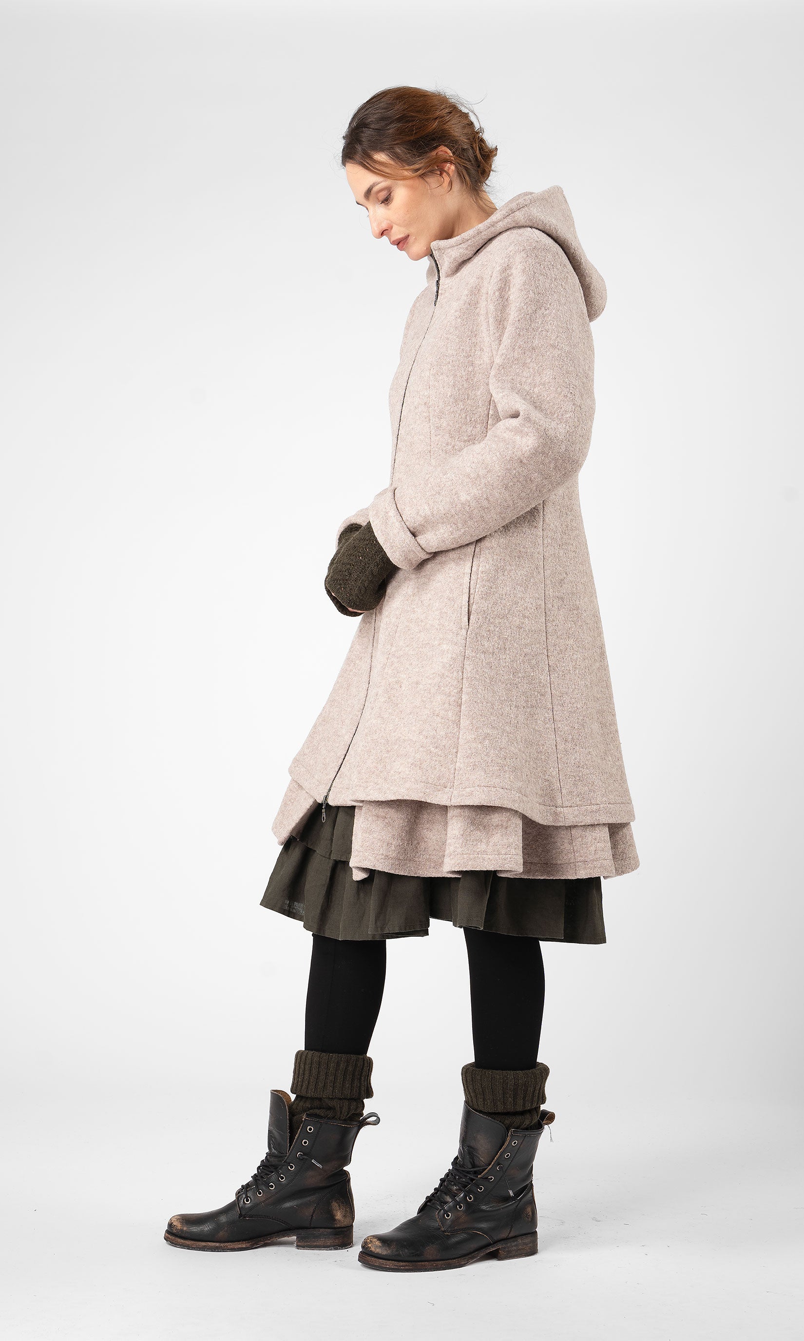 Ullkappa med dragkedja och kapuschong