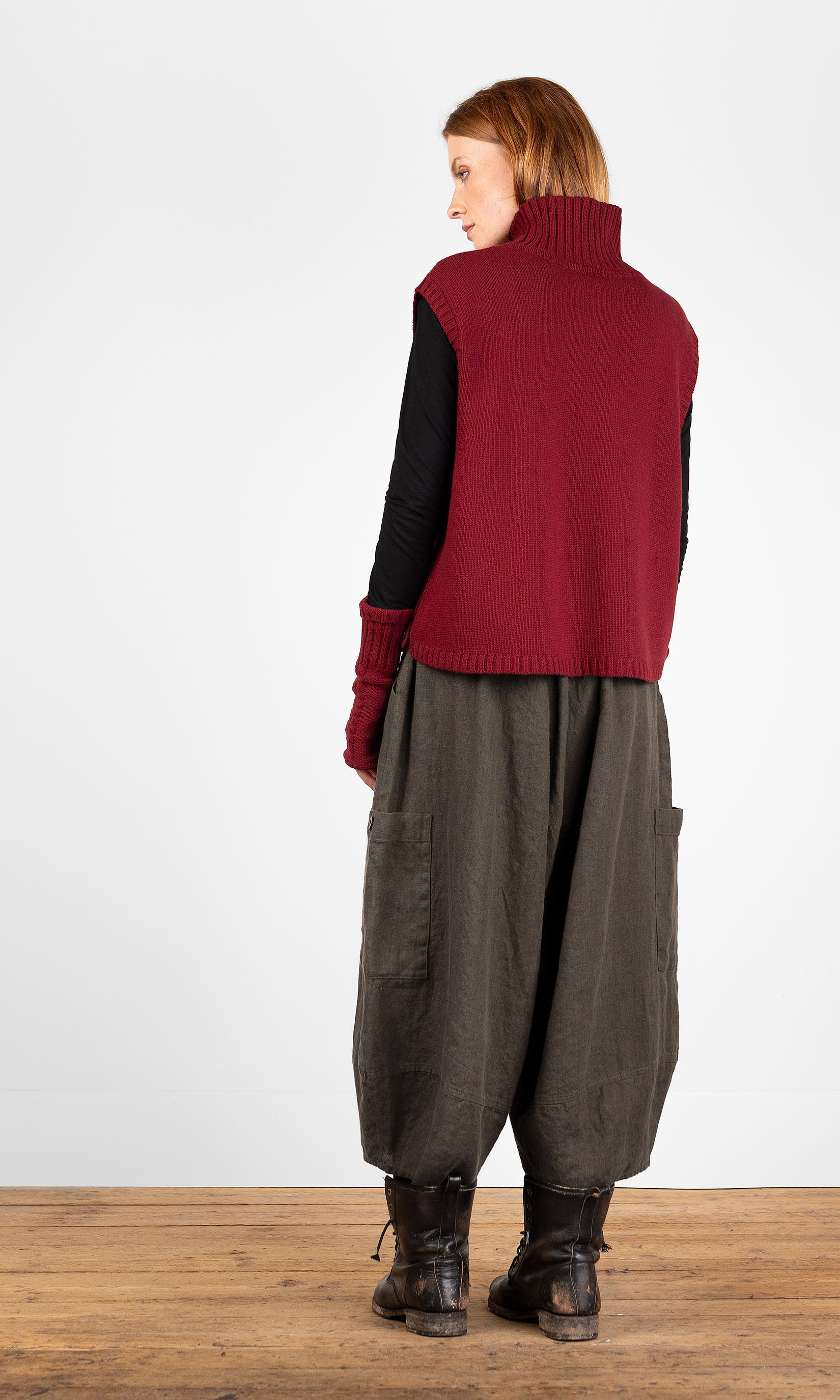 Knitted wool vest with a polo neck