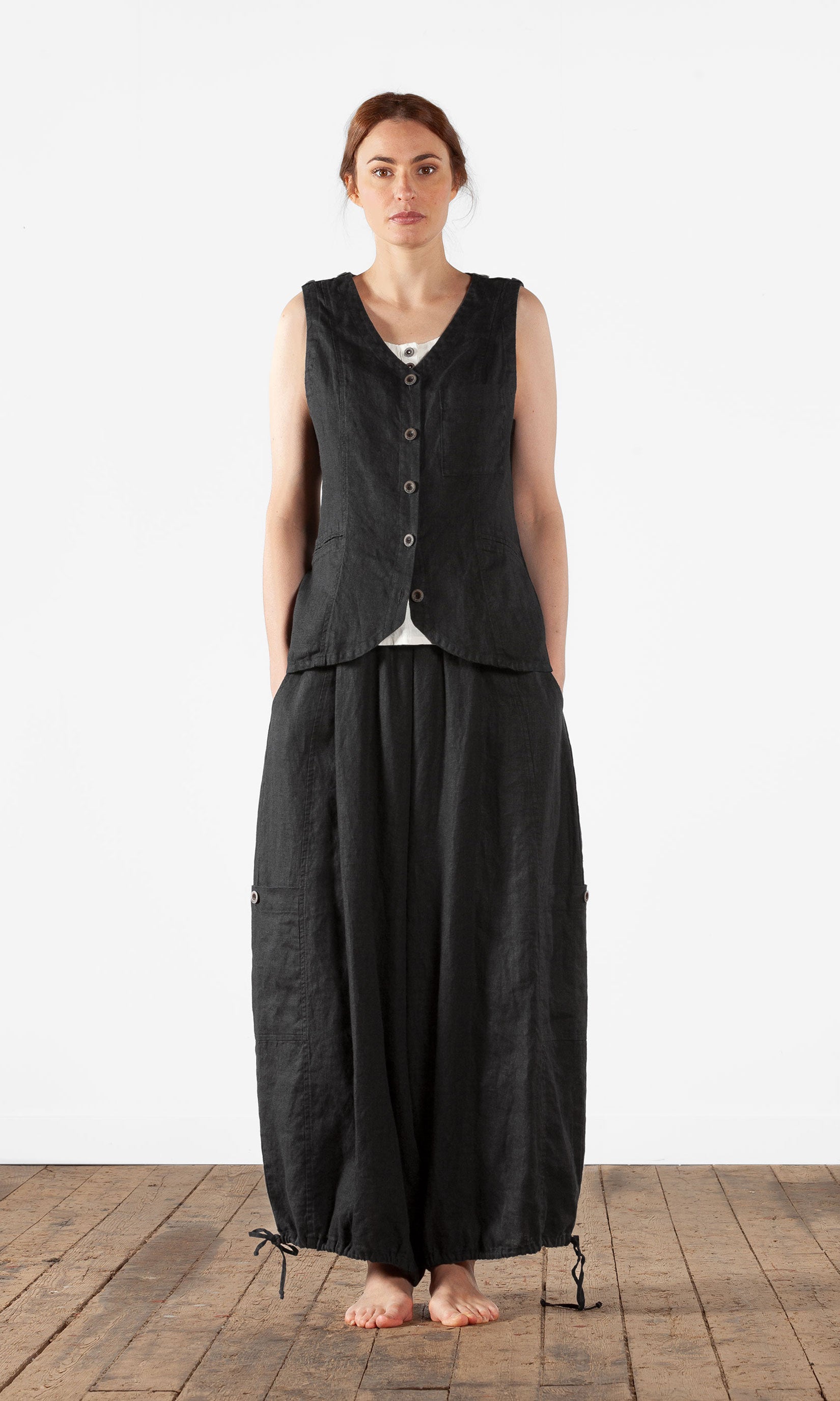 Linneväst, figursydd