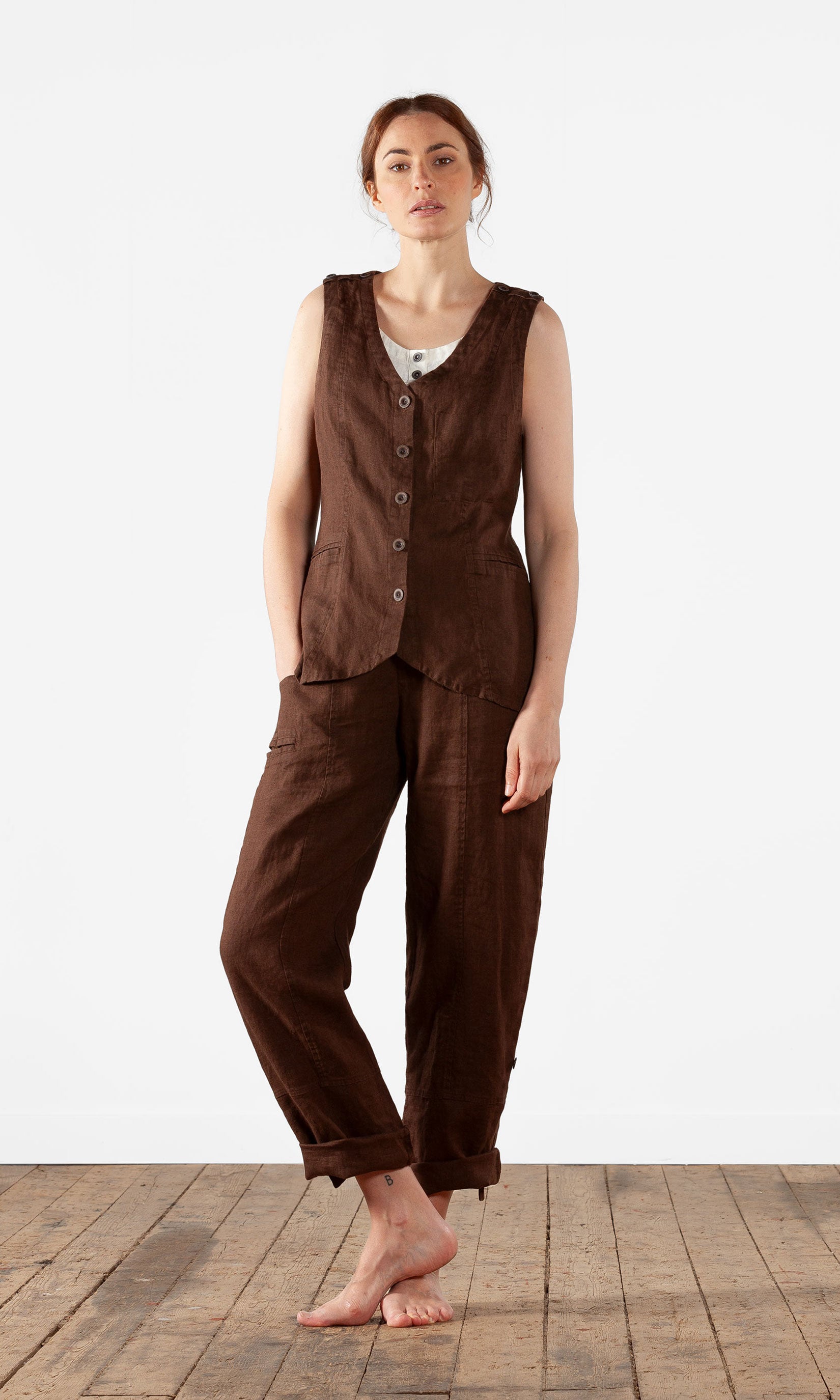 Tailored linen vest