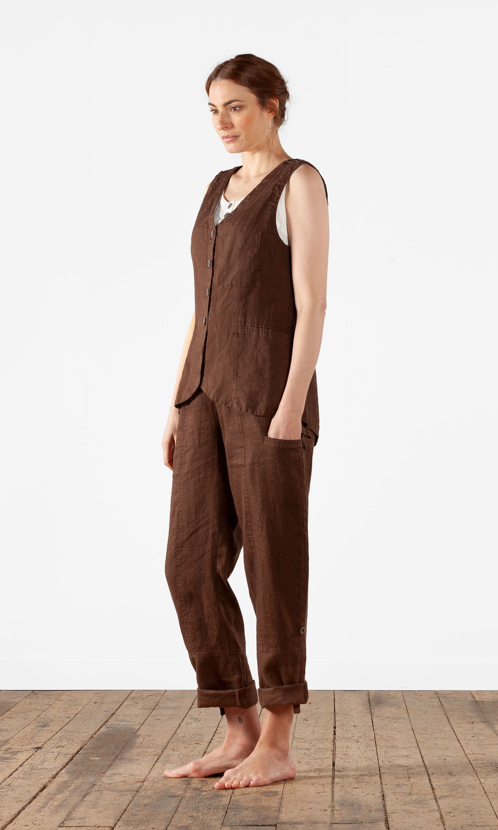 Tailored linen vest