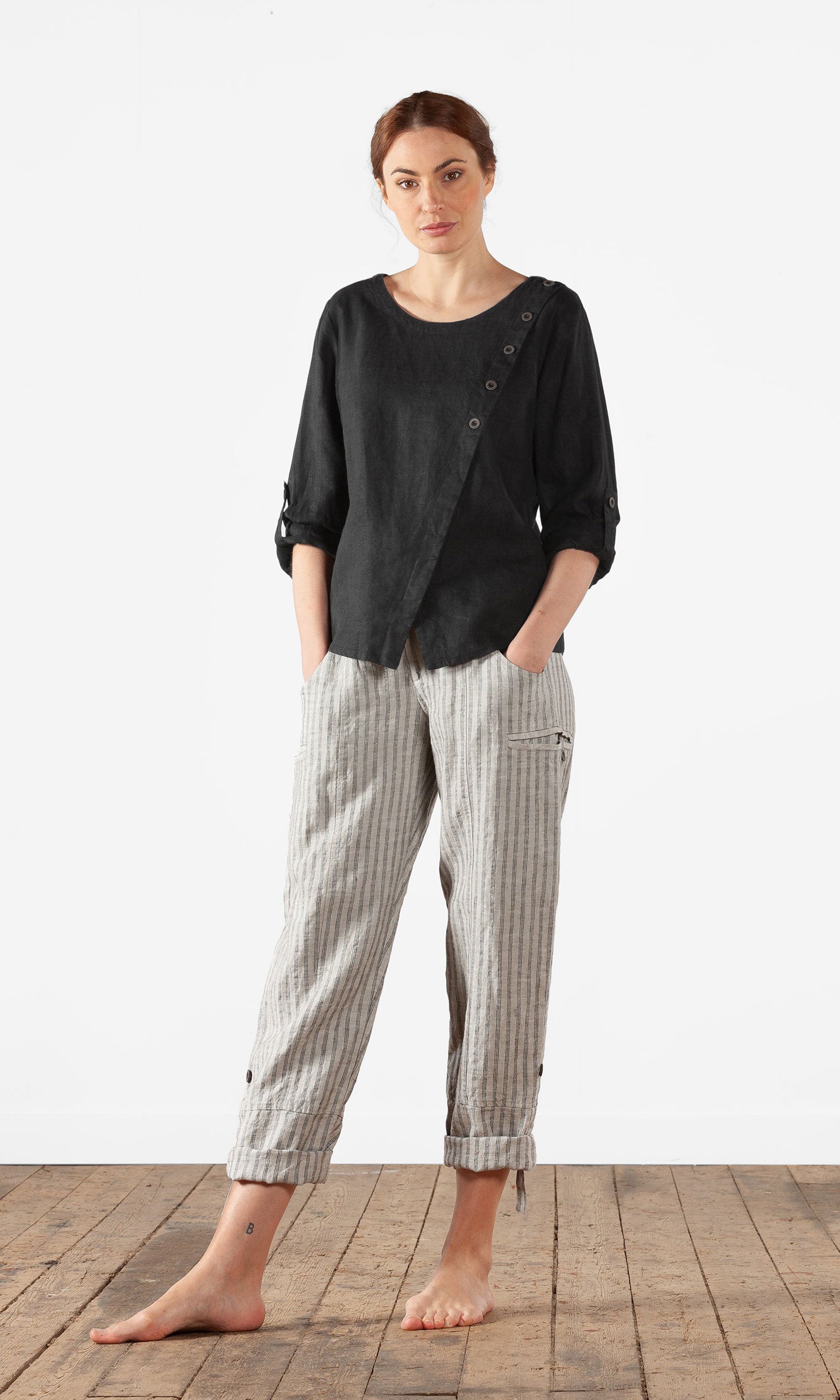 Linen blouse with wrap-around buttoning