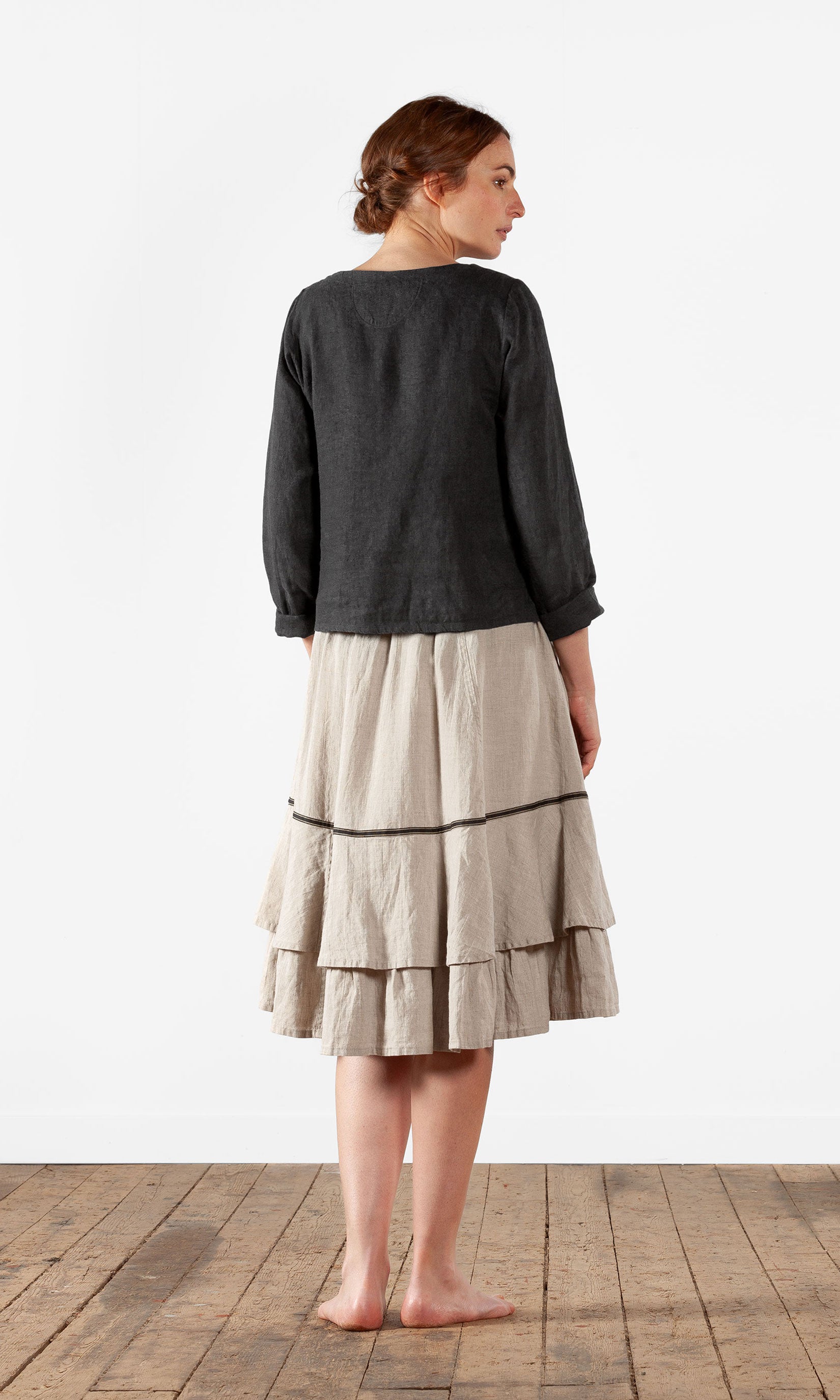 Linnejacka med knäppning, kort modell