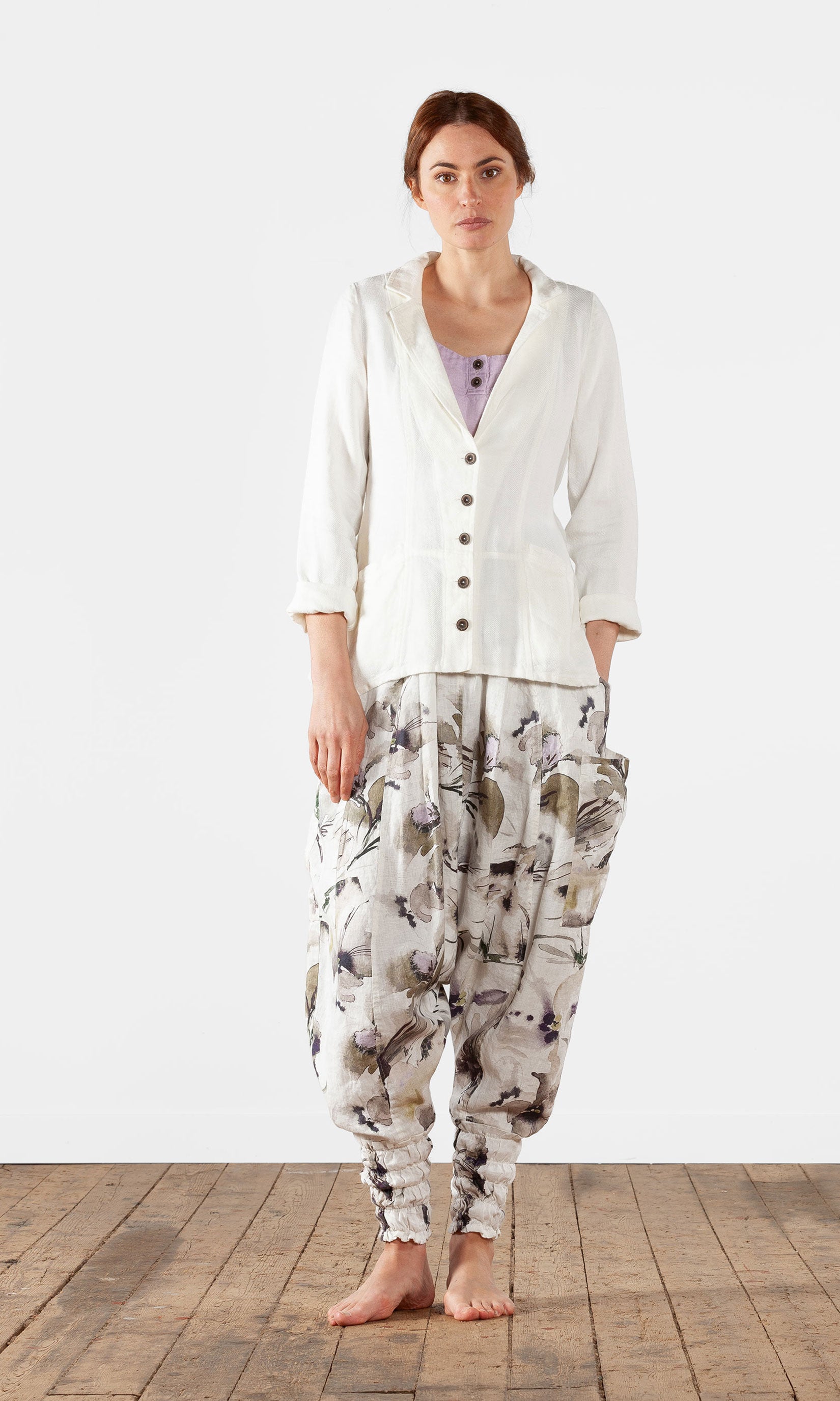 Classic fitted linen jacket