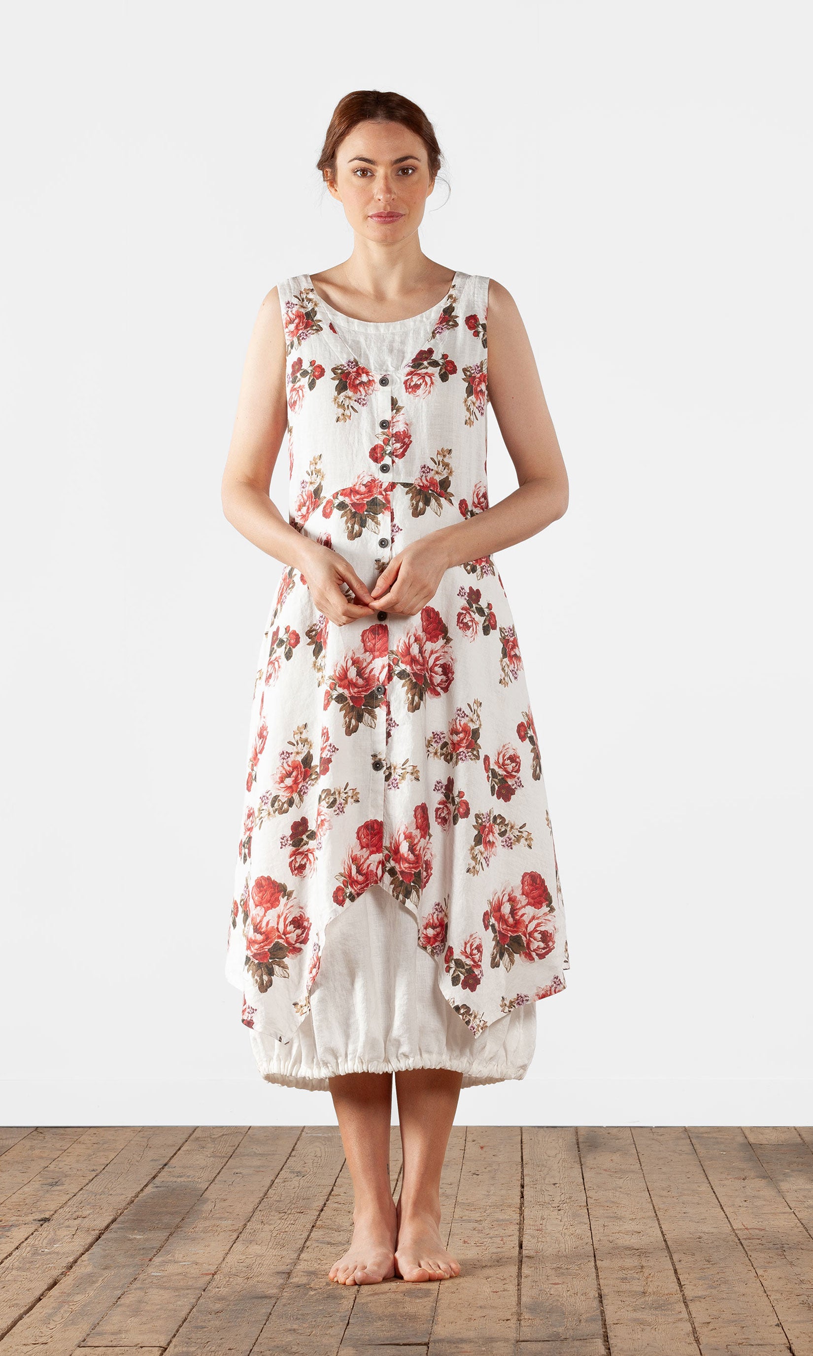 Langes ärmelloses Leinenkleid auf Lager