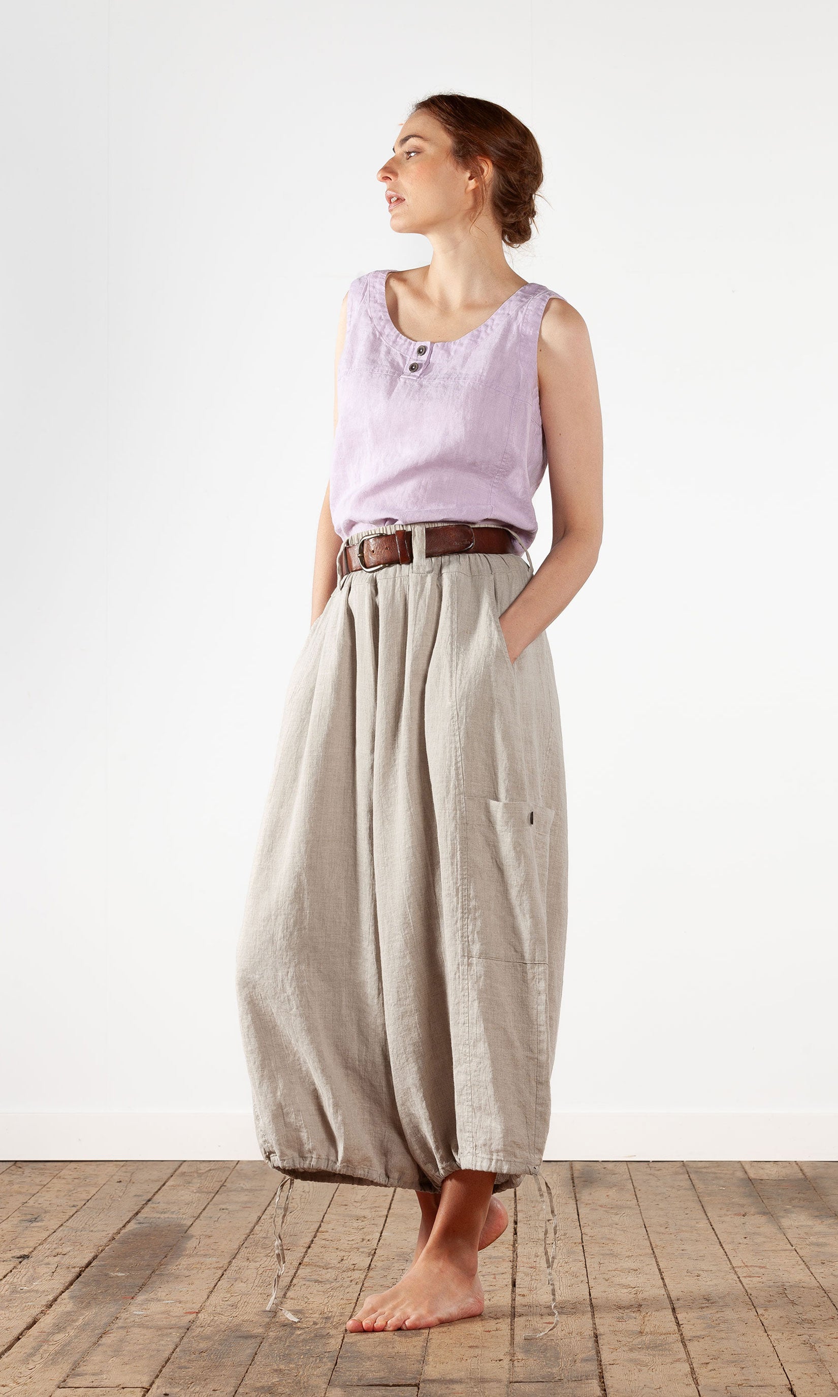 Linnebyxa med dragsko och extra vidd