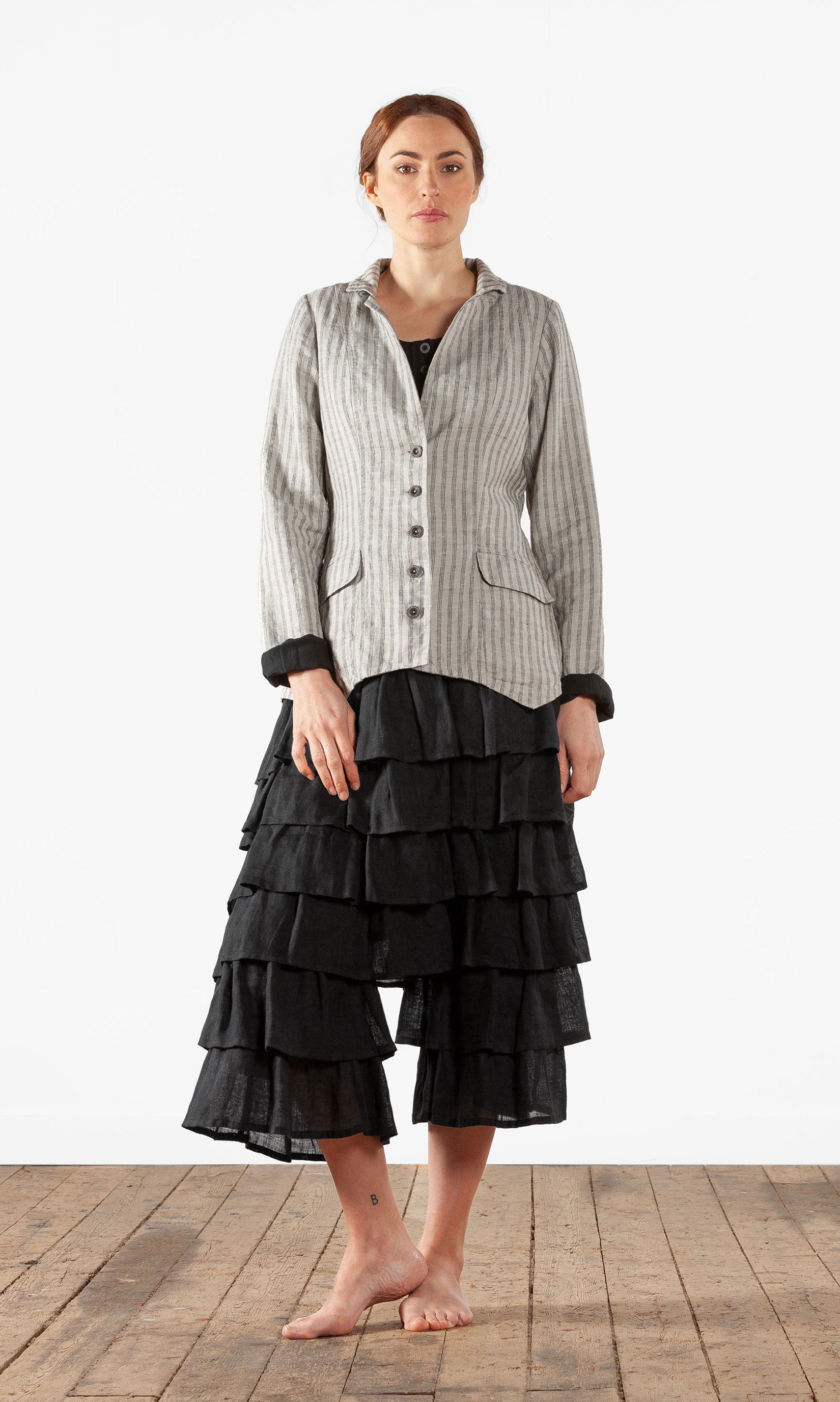 Linnekavaj i klassisk insvängd och fodrad modell