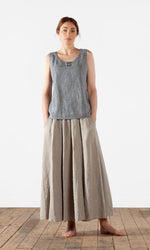 Straight tank top with buttons in hemp blend