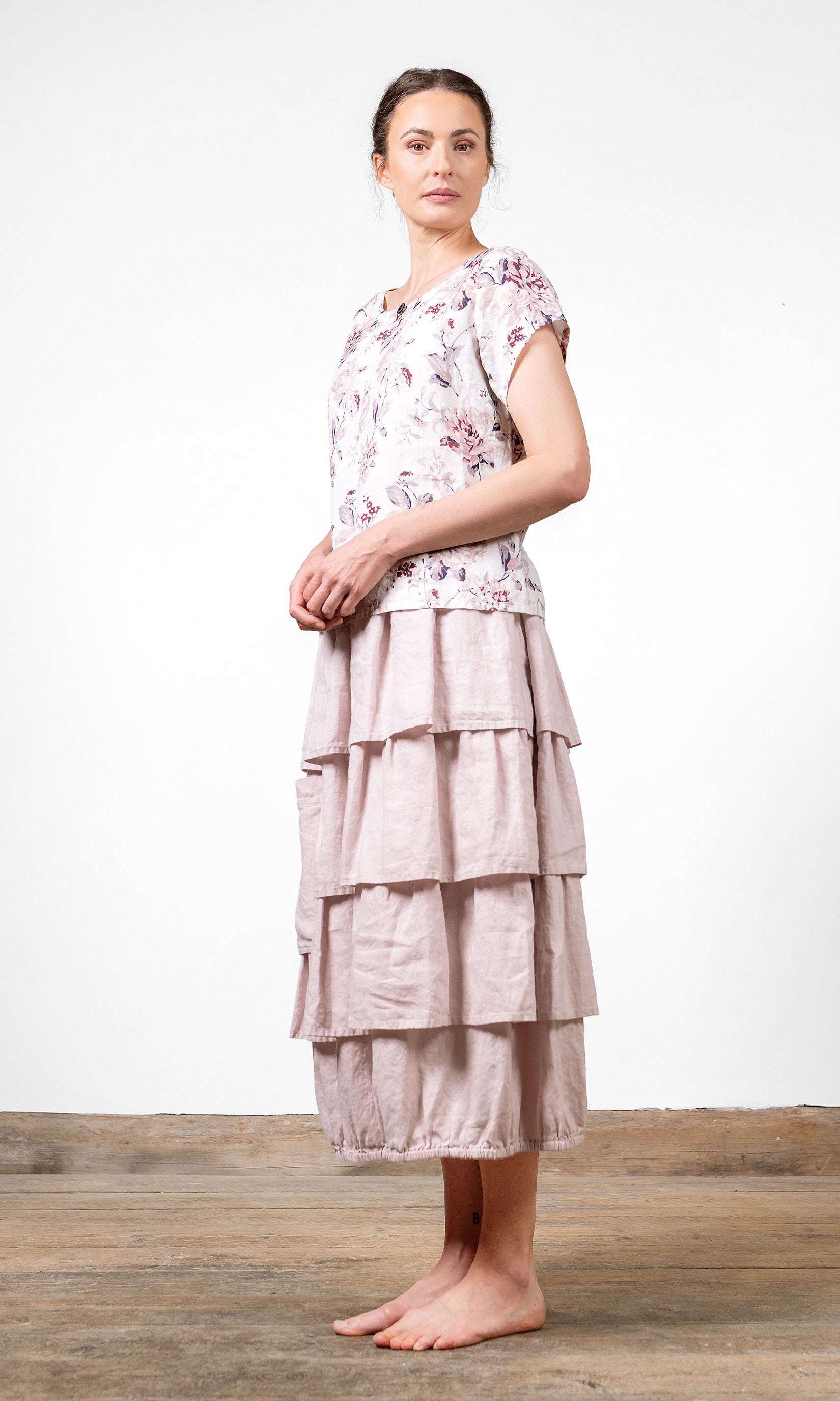 Kortermet lintrøye med ledig passform og rund halsringning