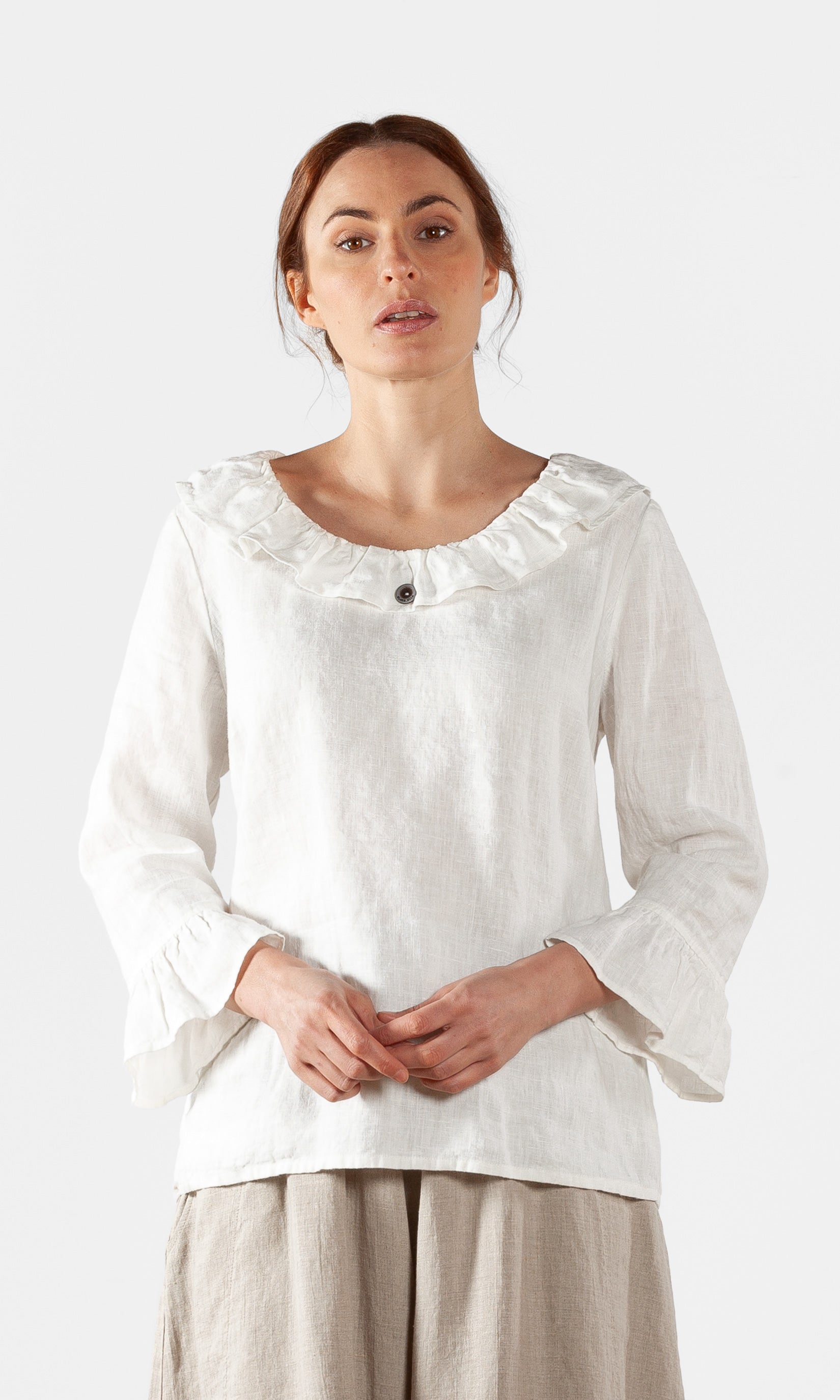 Linneblus med volanger, rak modell