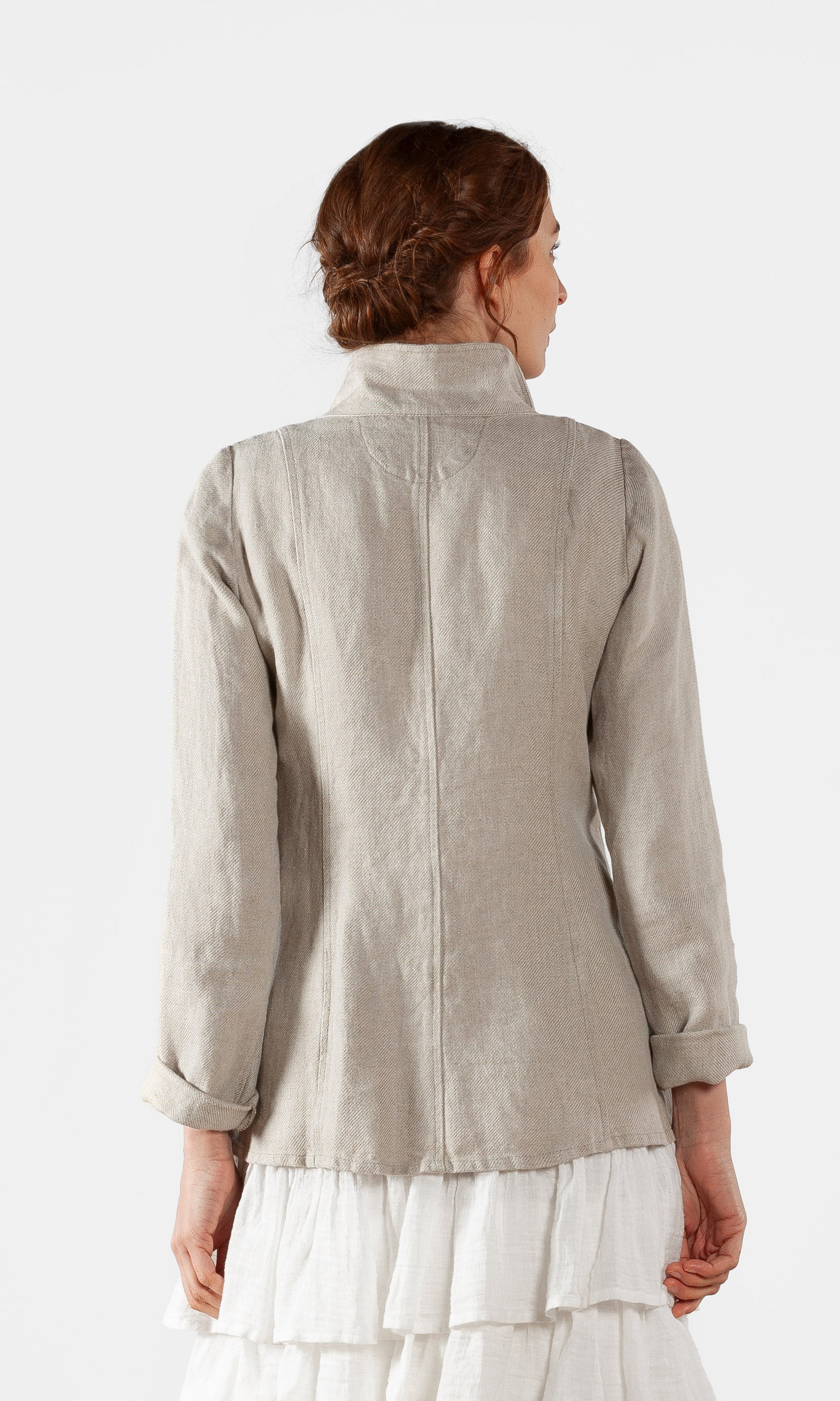 Leinenjacke in klassischer taillierter Form
