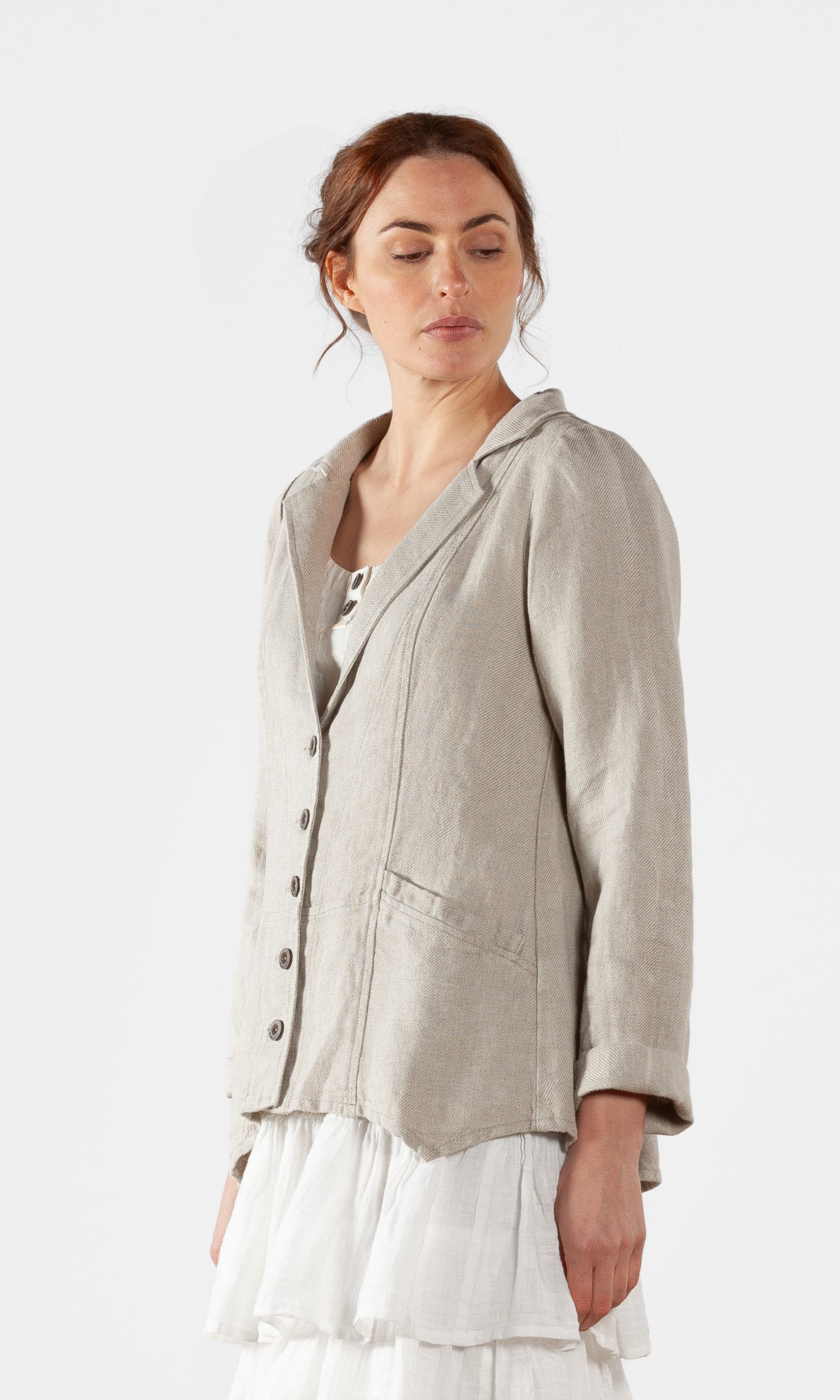 Leinenjacke in klassischer taillierter Form