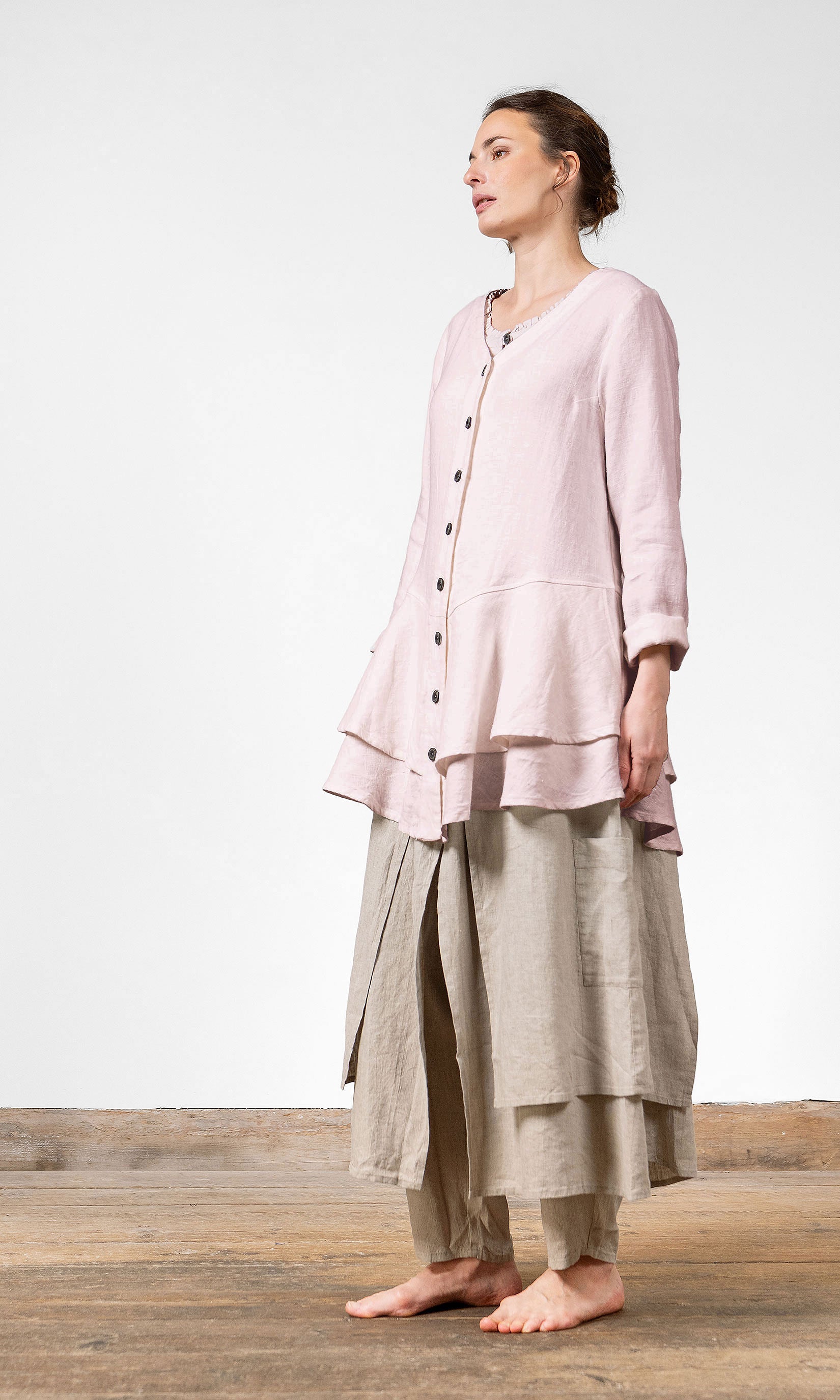 Linen jacket with ruffle and V-neck