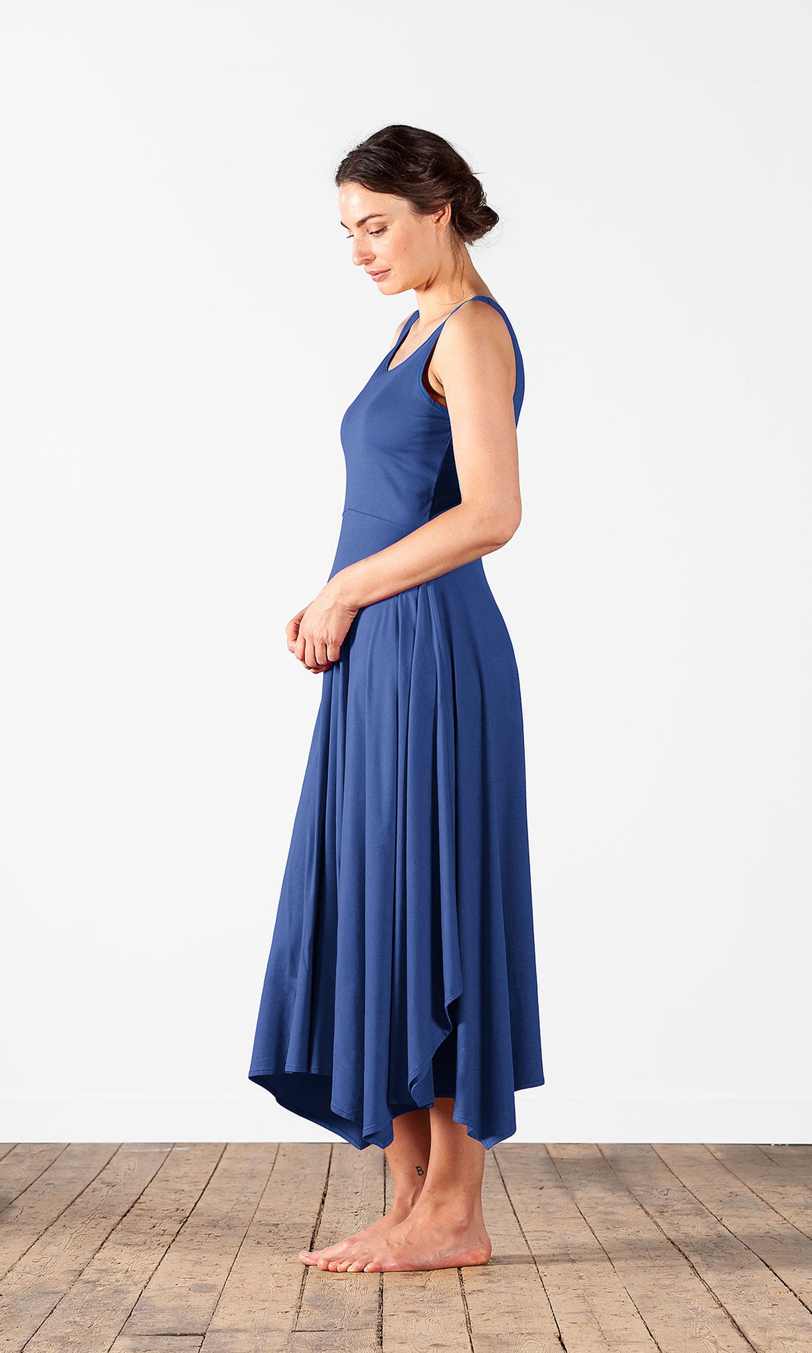 Ärmelloses Kleid aus Viskose