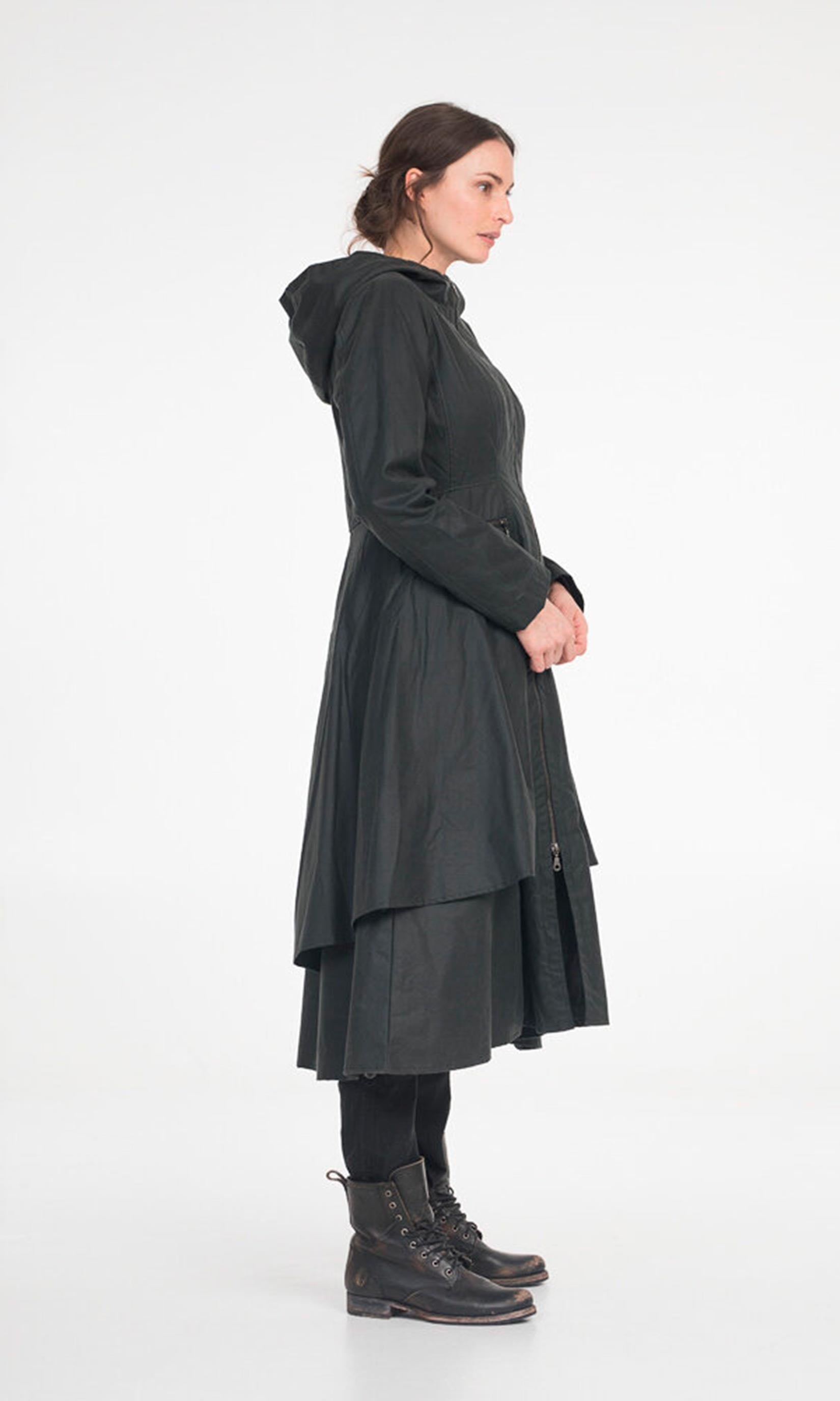 Kappa i ecovaxad bomull med foder och kapuschong