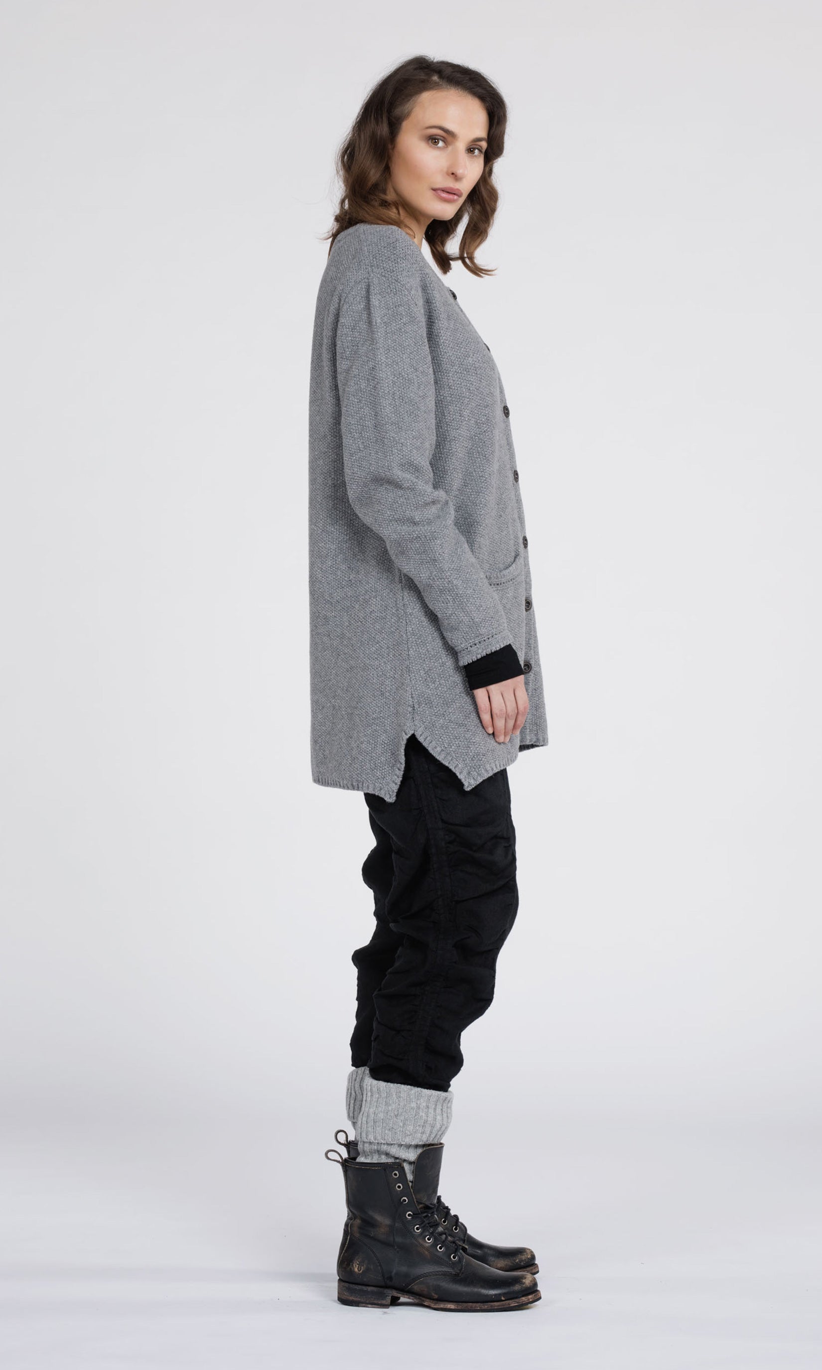 Klassische A-Linien-Strickjacke aus Wolle