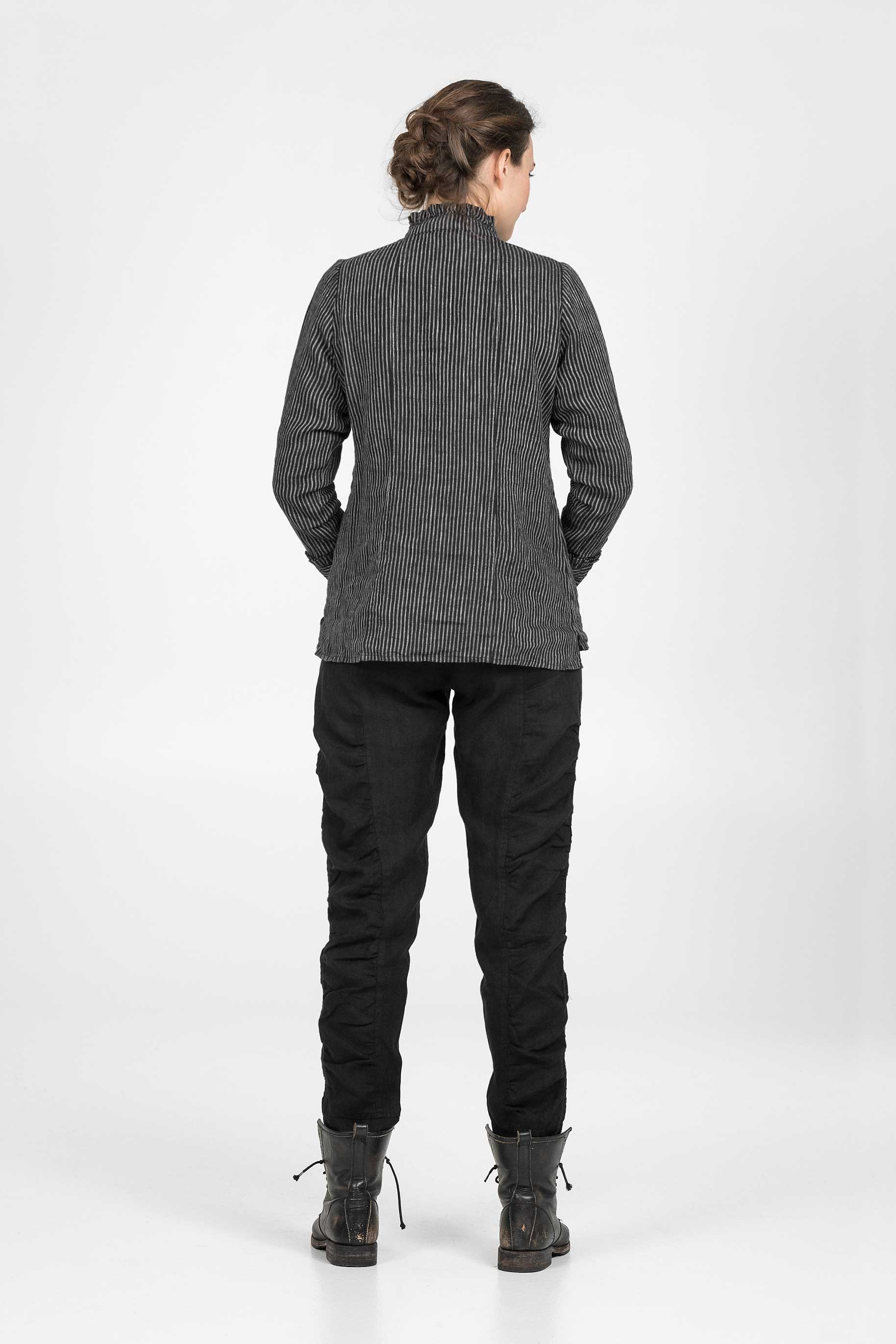 Leinenbluse mit Rüschendetails