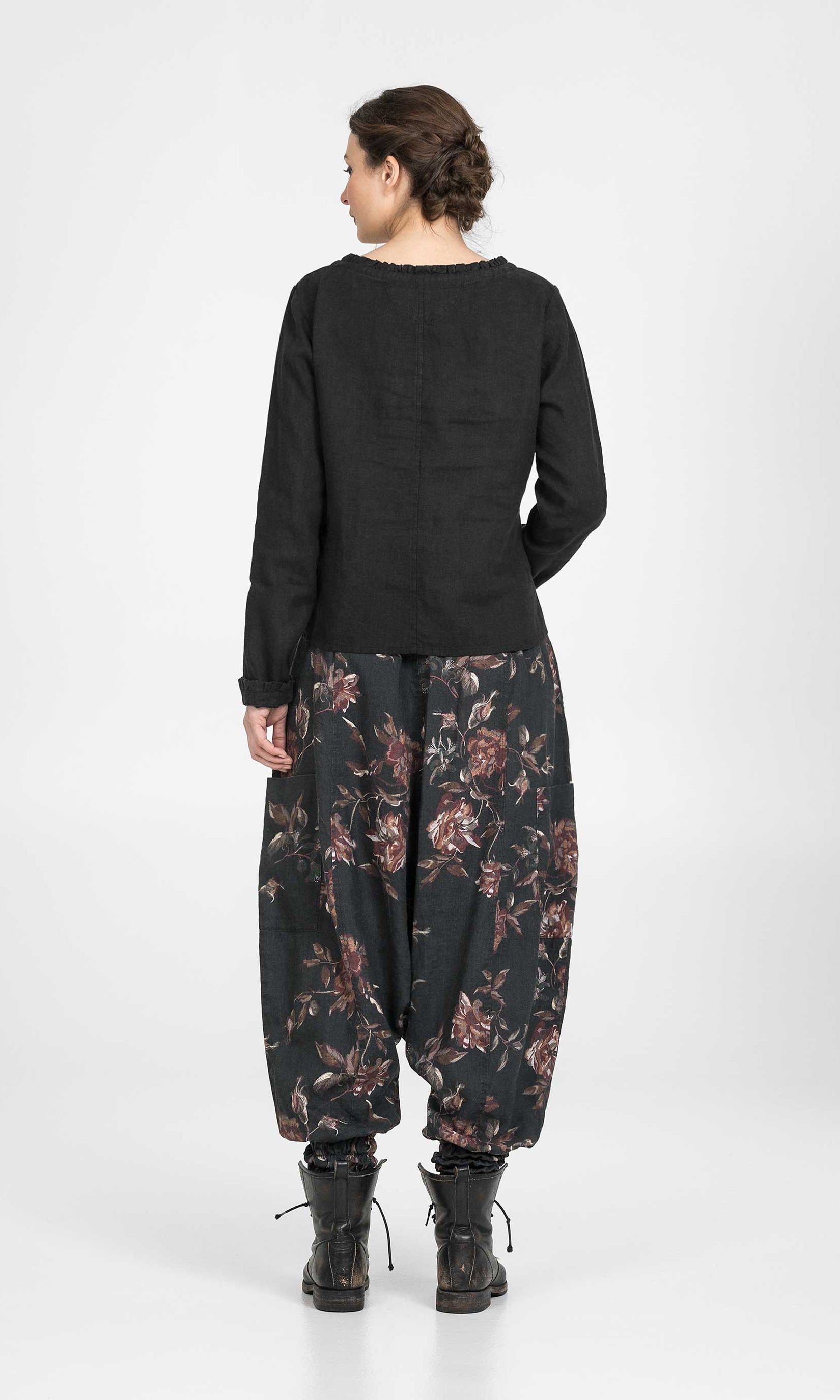 Linen top with ruffles