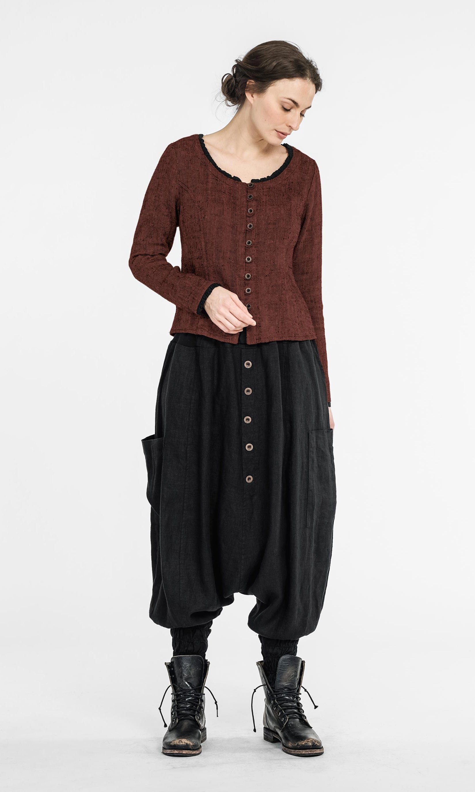 Long-sleeved linen blouse with button closure