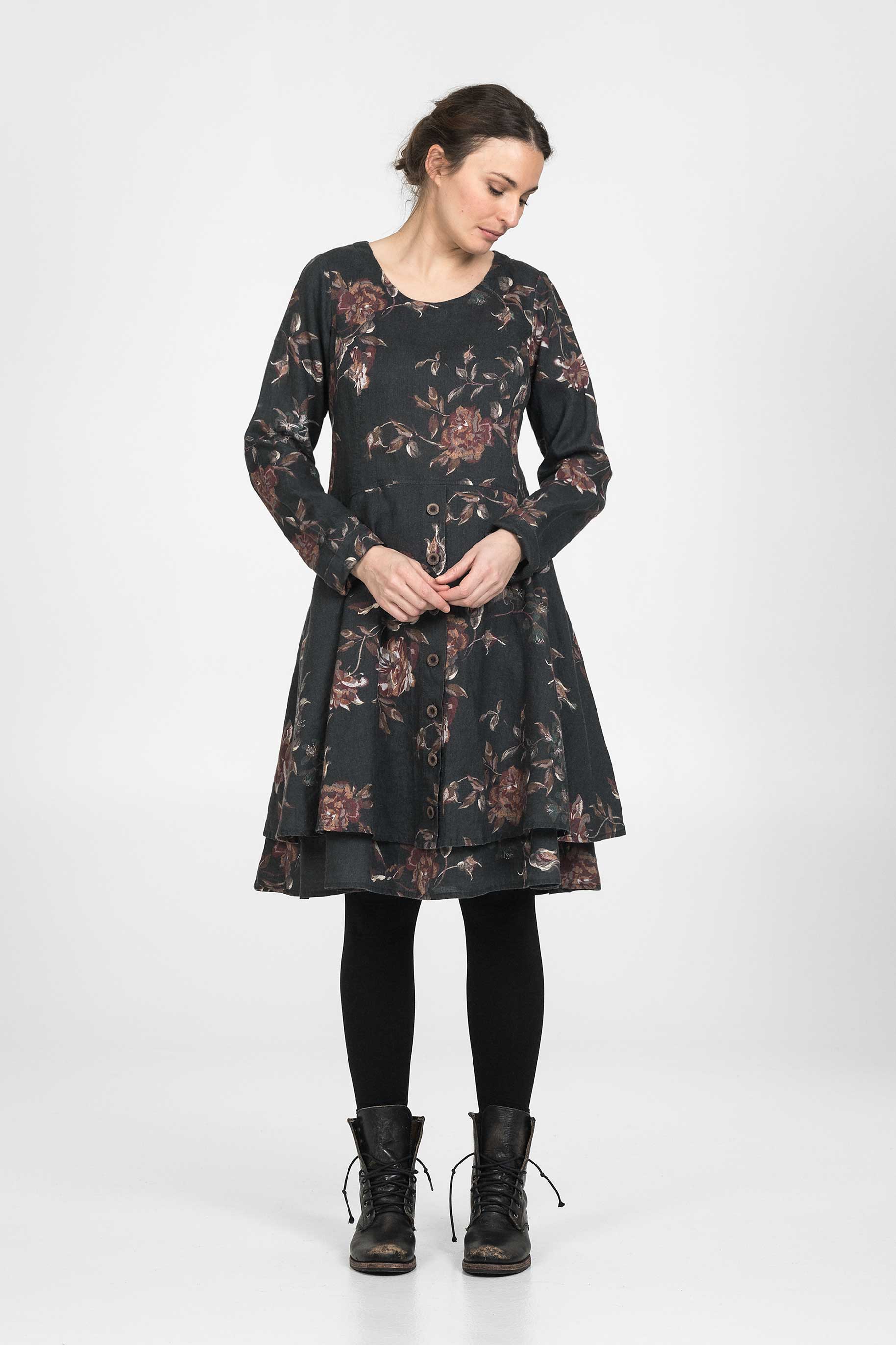 Leinenkleid mit Doppelröcken