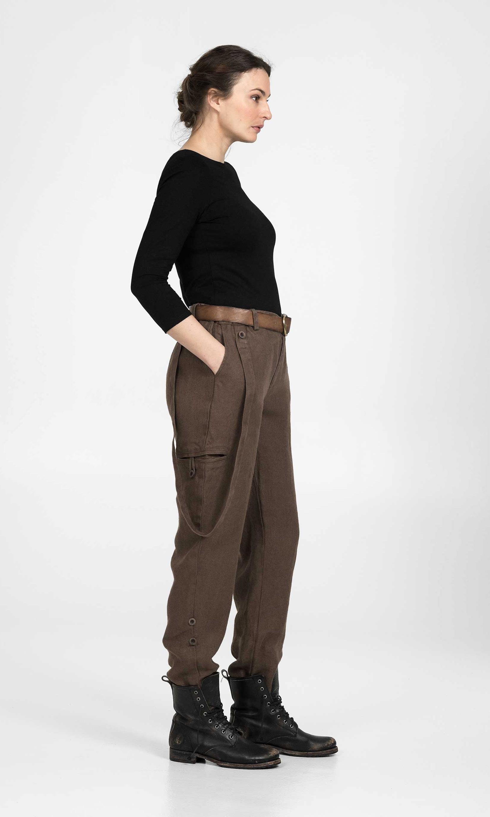 Leinenhose mit Hosenträgern