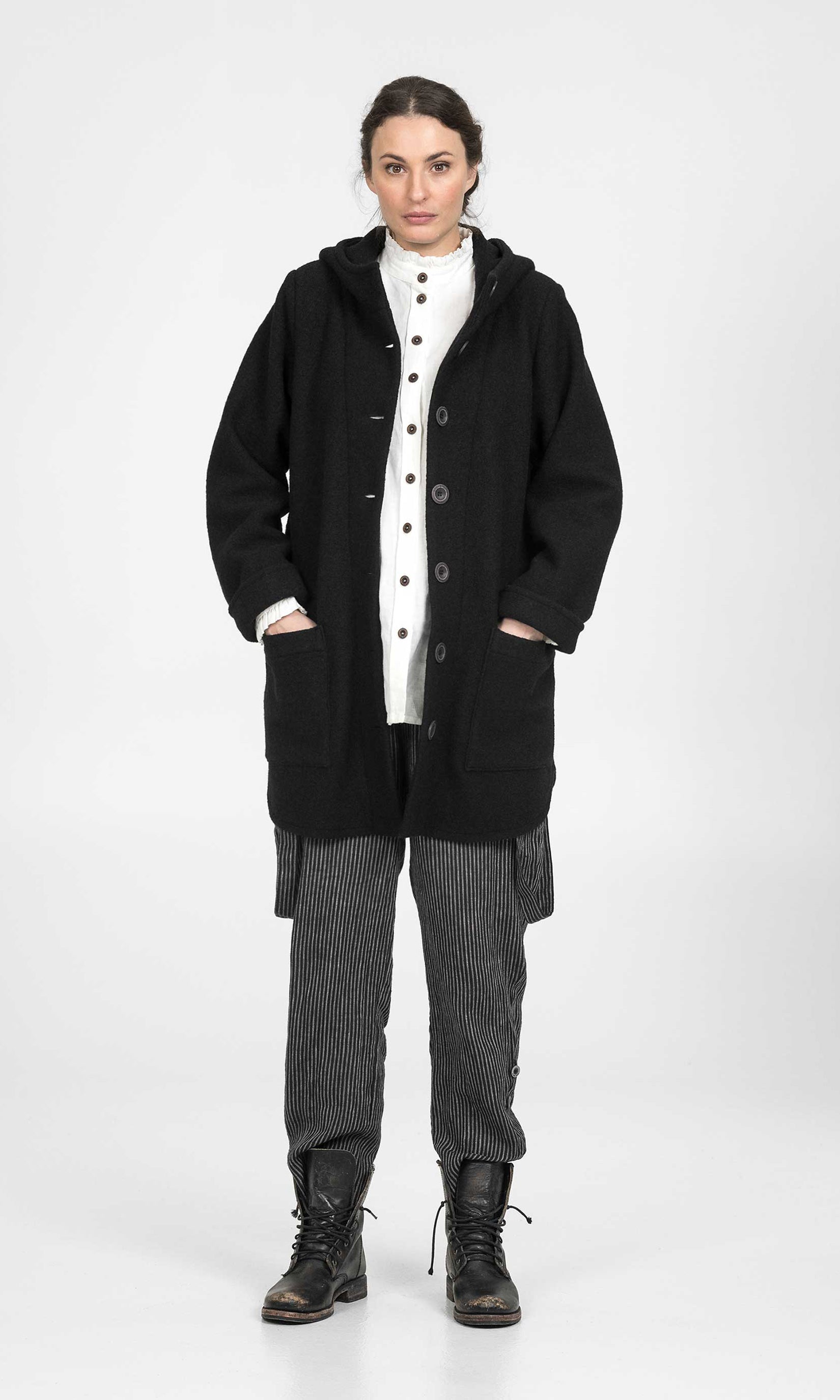 Longer wool jacket with lovely hood