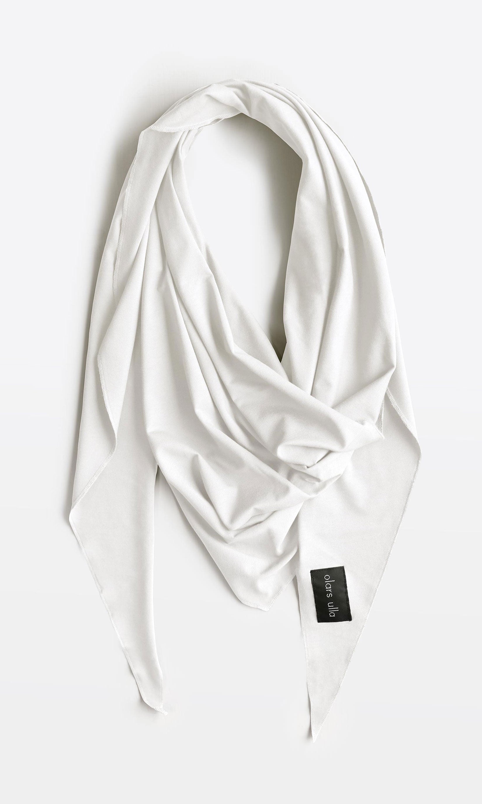 Scarf triangular